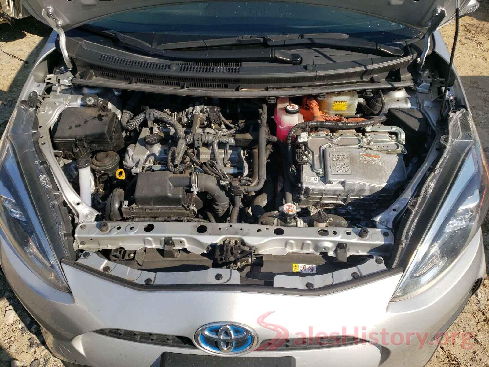 JTDKDTB31J1603749 2018 TOYOTA PRIUS