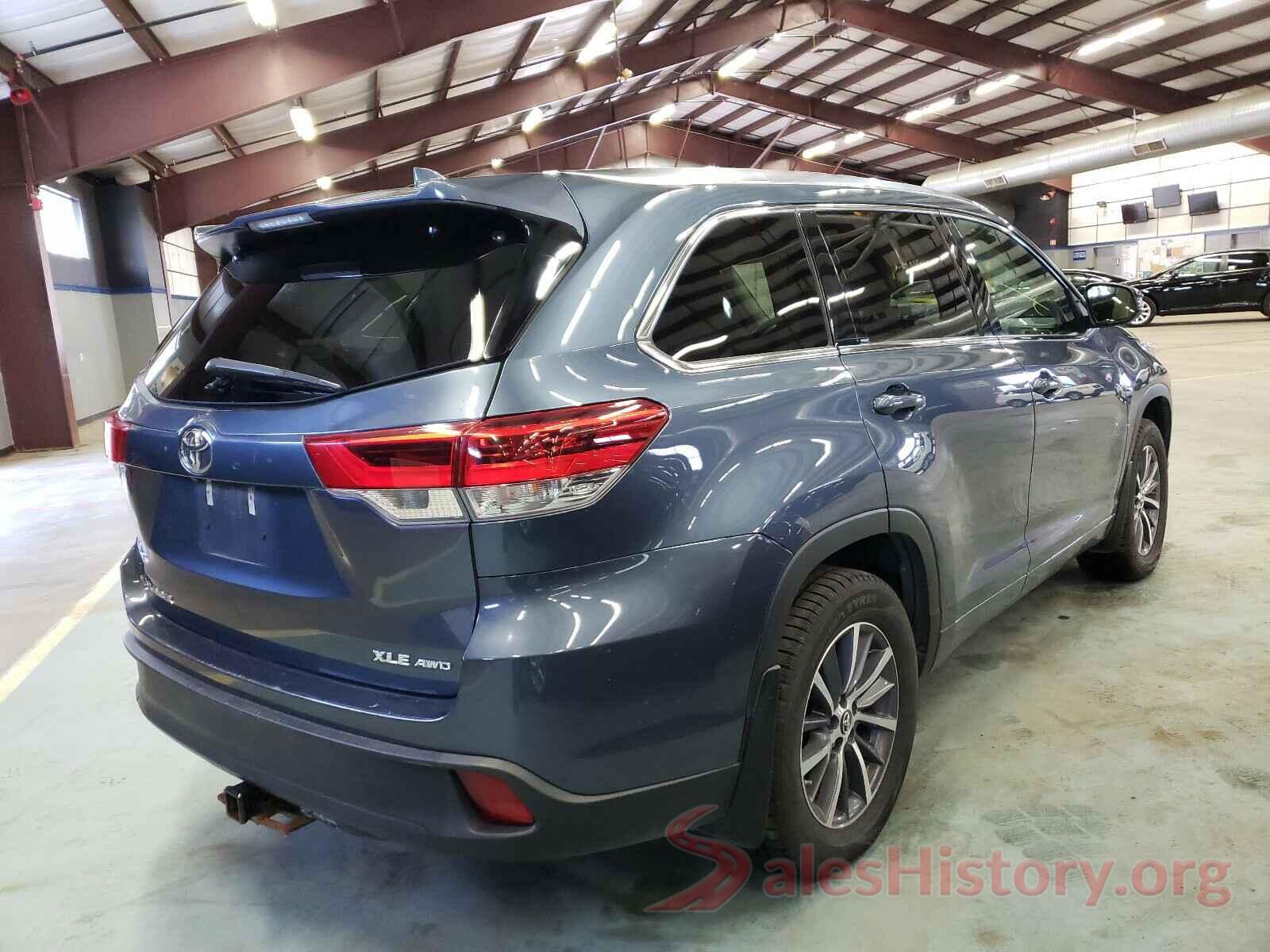 5TDJZRFH1JS835213 2018 TOYOTA HIGHLANDER