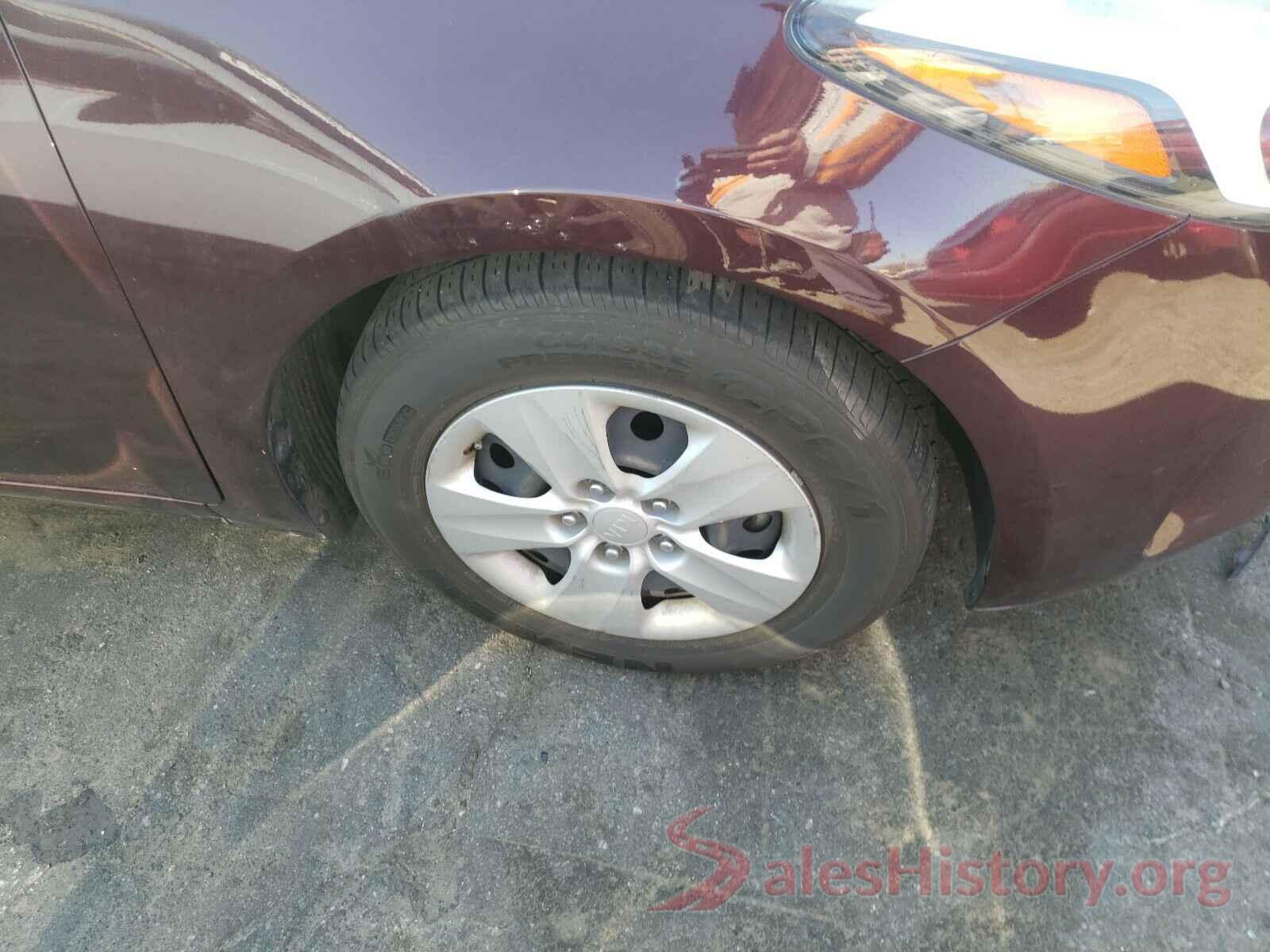 3KPFL4A71JE206487 2018 KIA FORTE