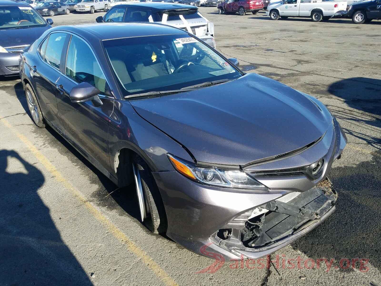 4T1B11HK1JU514611 2018 TOYOTA CAMRY