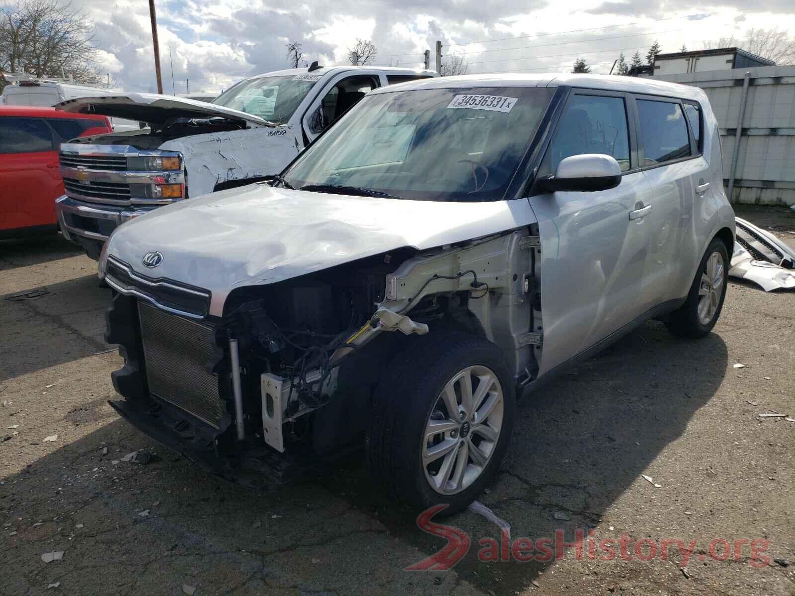 KNDJP3A59J7571927 2018 KIA SOUL