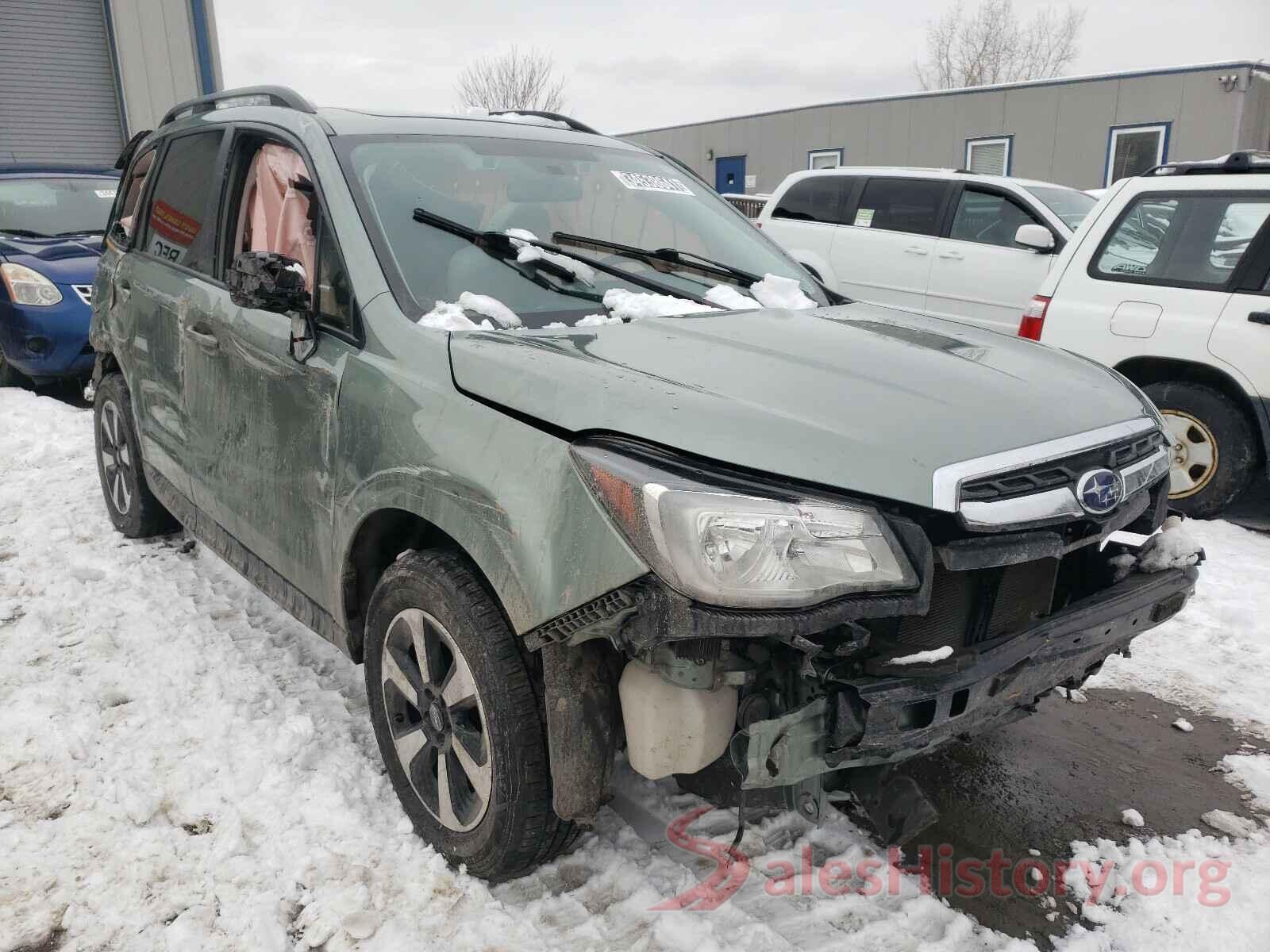 JF2SJAGC2JH477769 2018 SUBARU FORESTER