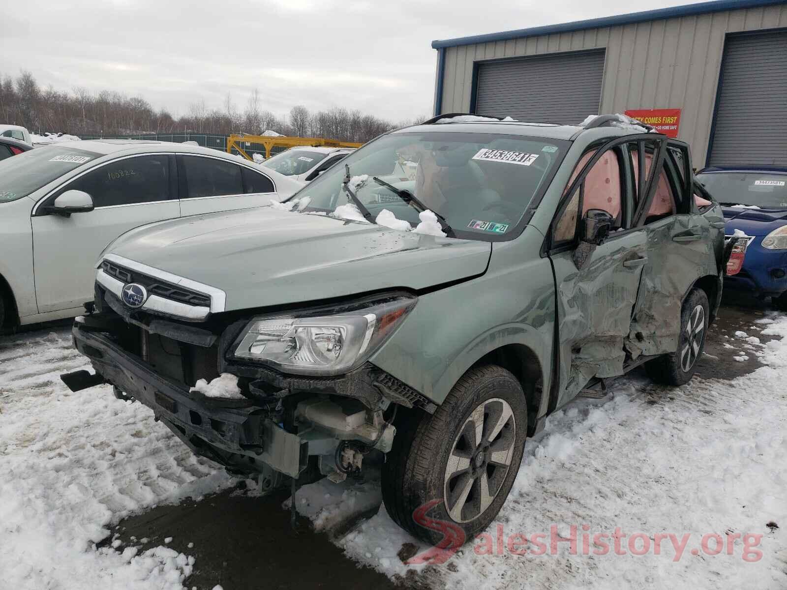 JF2SJAGC2JH477769 2018 SUBARU FORESTER