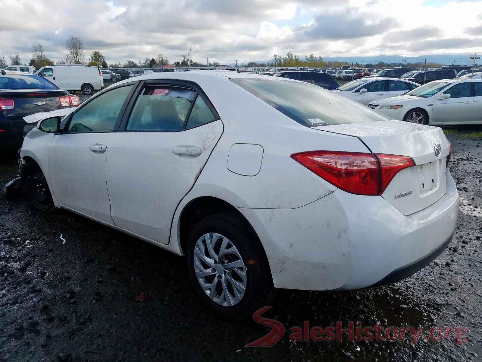 2T1BURHE8JC051139 2018 TOYOTA COROLLA