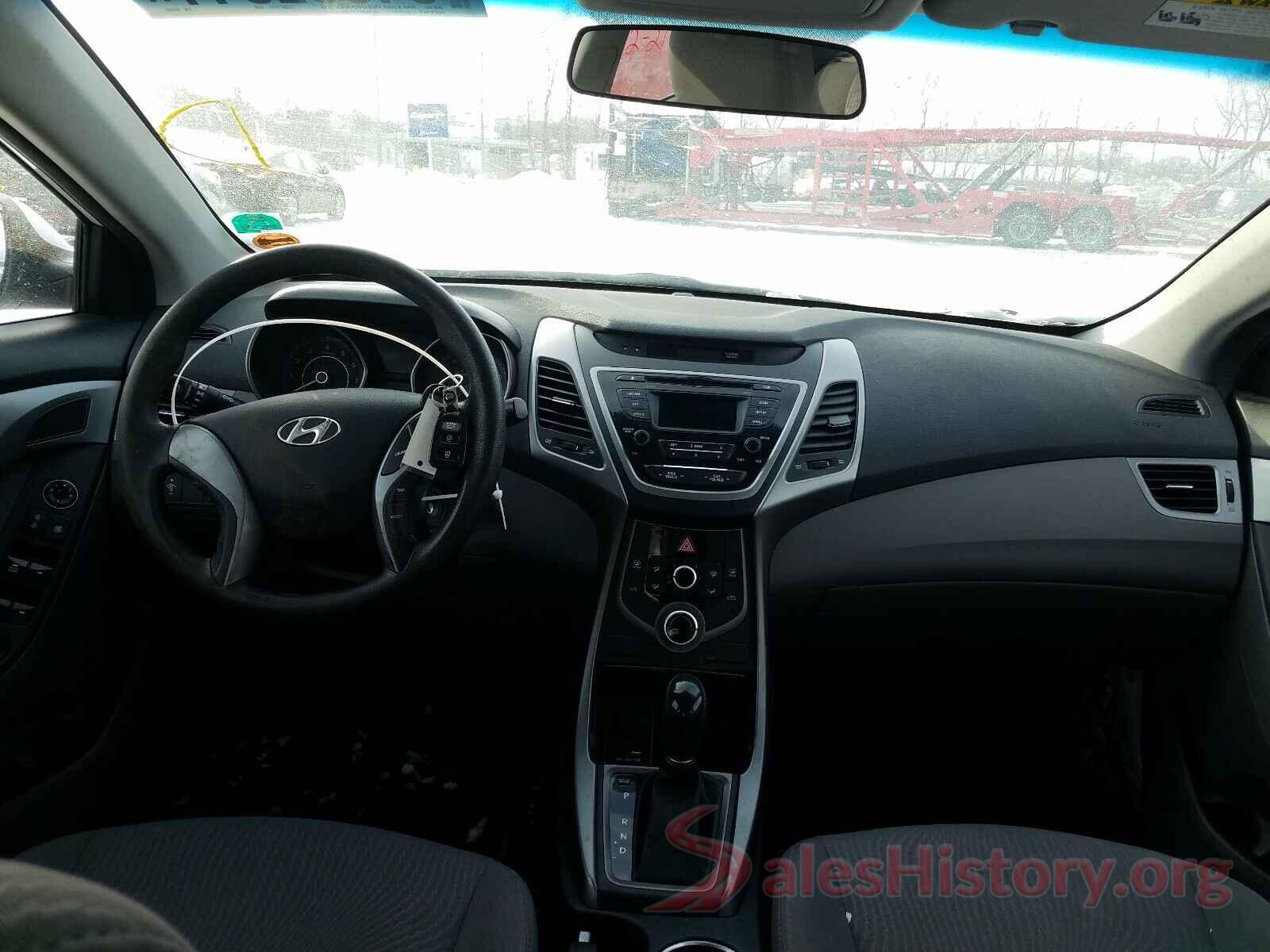 5NPDH4AE0GH685951 2016 HYUNDAI ELANTRA