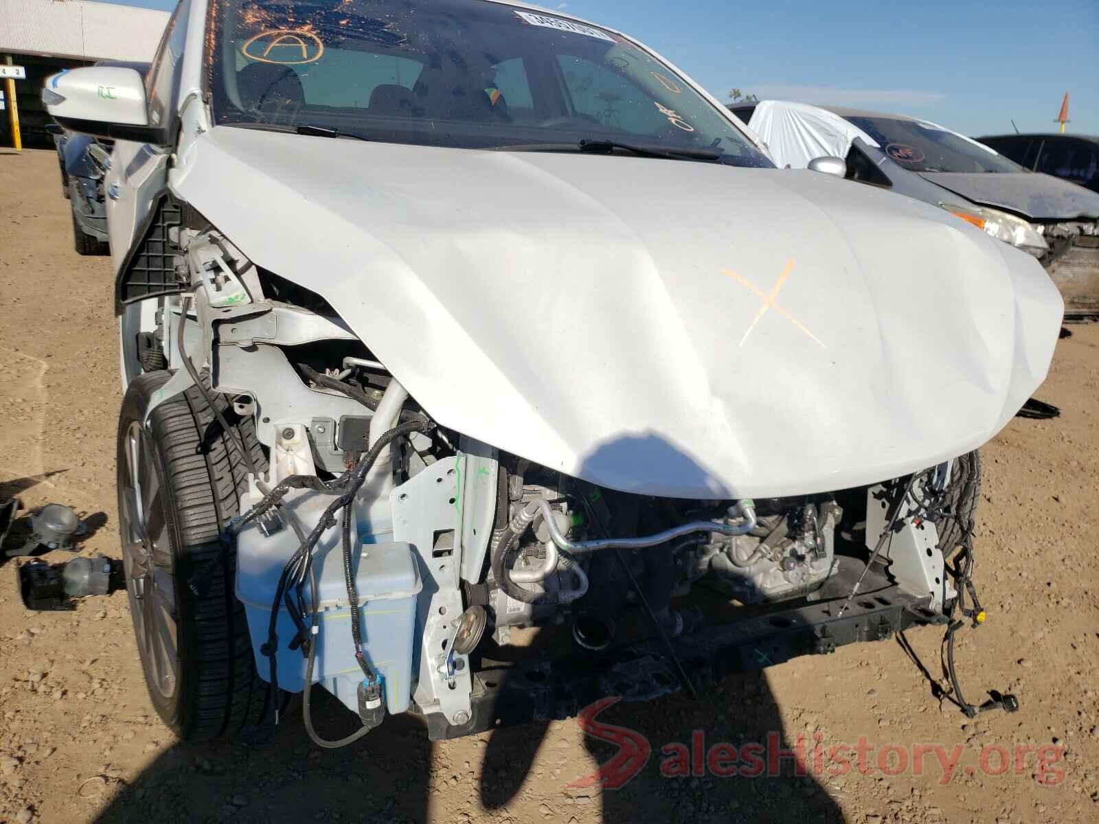 3N1CB7AP5JY214939 2018 NISSAN SENTRA