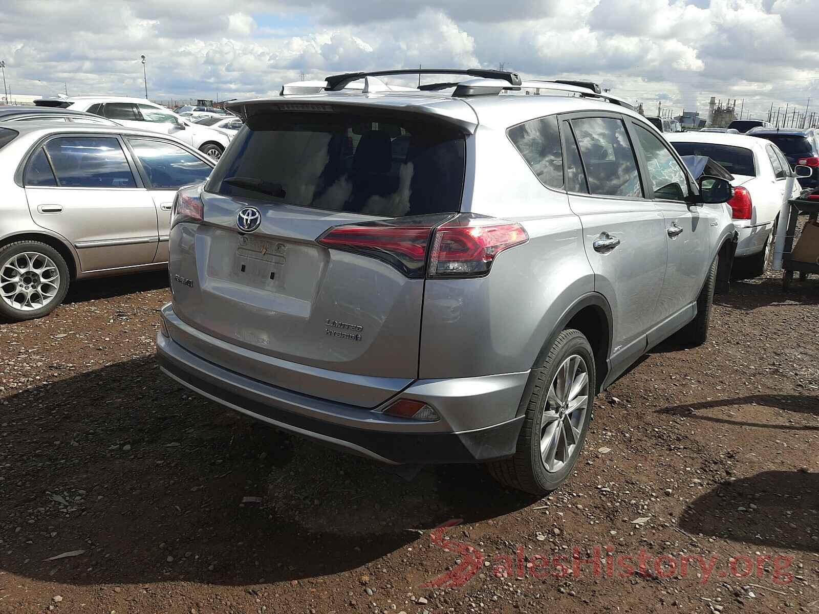 JTMDJREV1JD196340 2018 TOYOTA RAV4