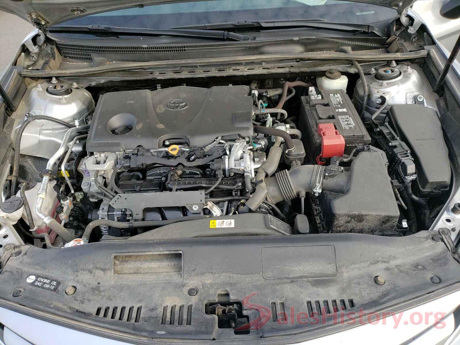 4T1B11HK8JU633918 2018 TOYOTA CAMRY