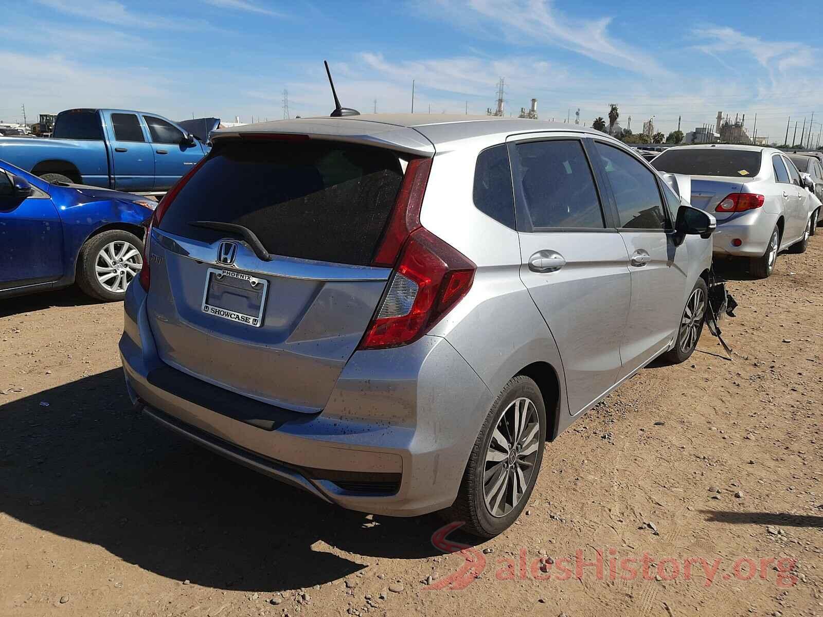 3HGGK5H82JM702921 2018 HONDA FIT