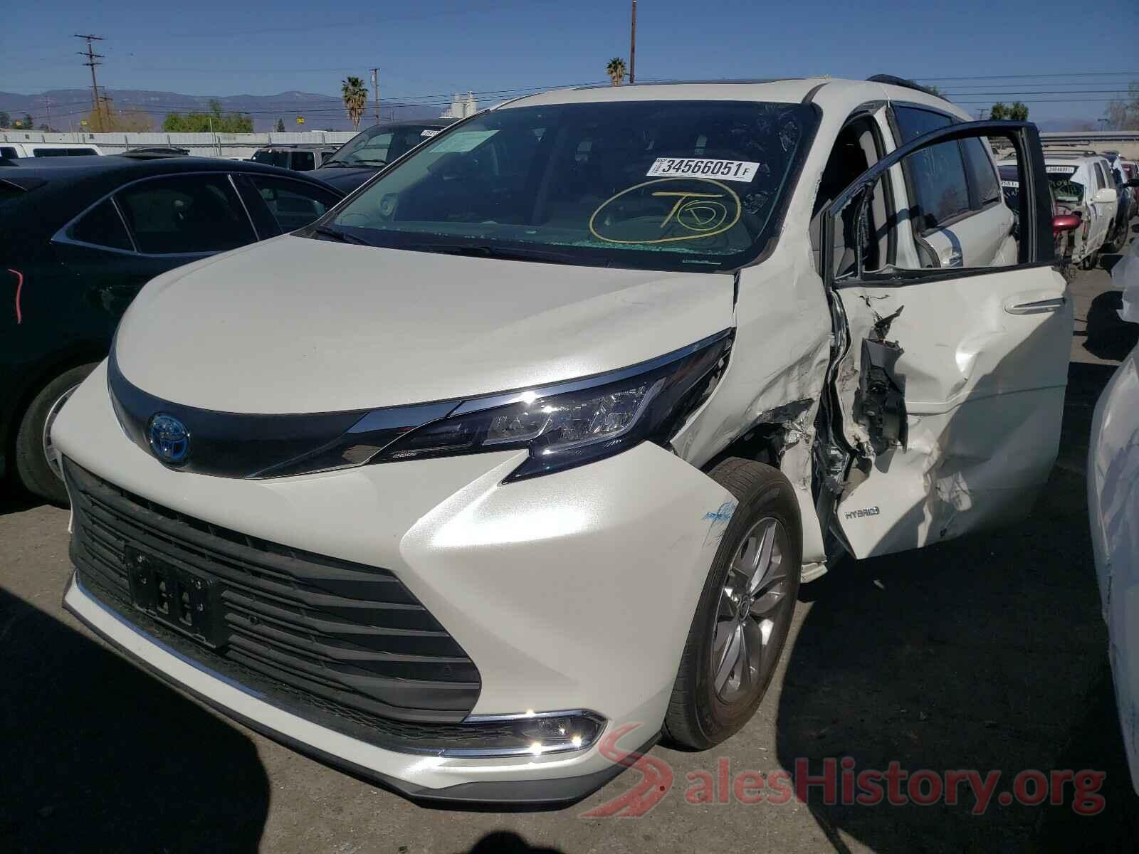 5TDJRKEC6MS005716 2021 TOYOTA SIENNA