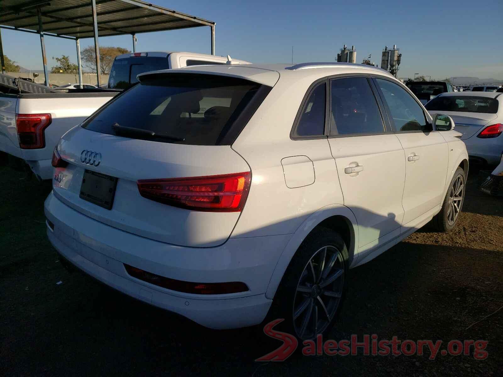 WA1BCCFS9JR005795 2018 AUDI Q3