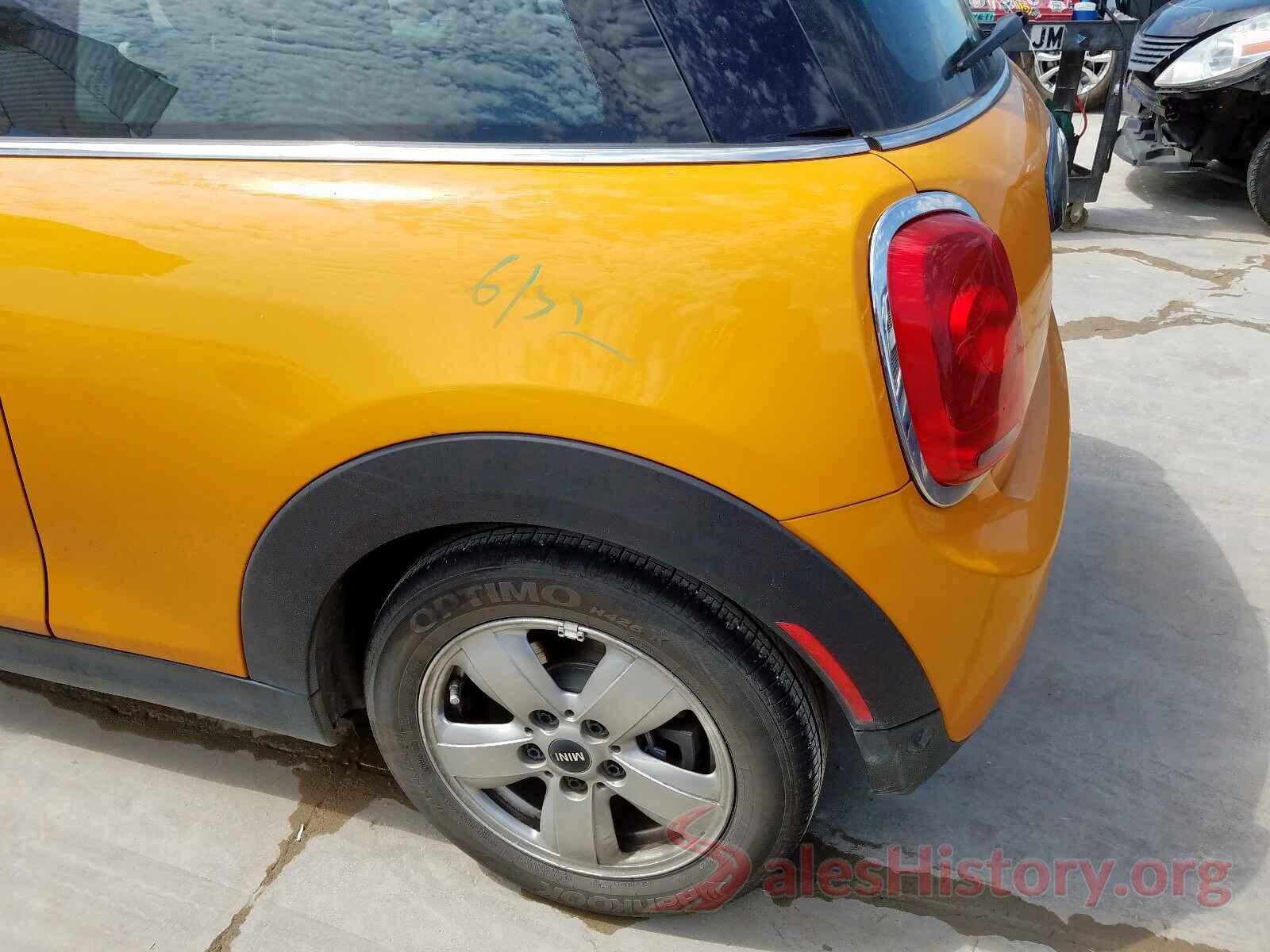 WMWXP5C50J2G64240 2018 MINI COOPER