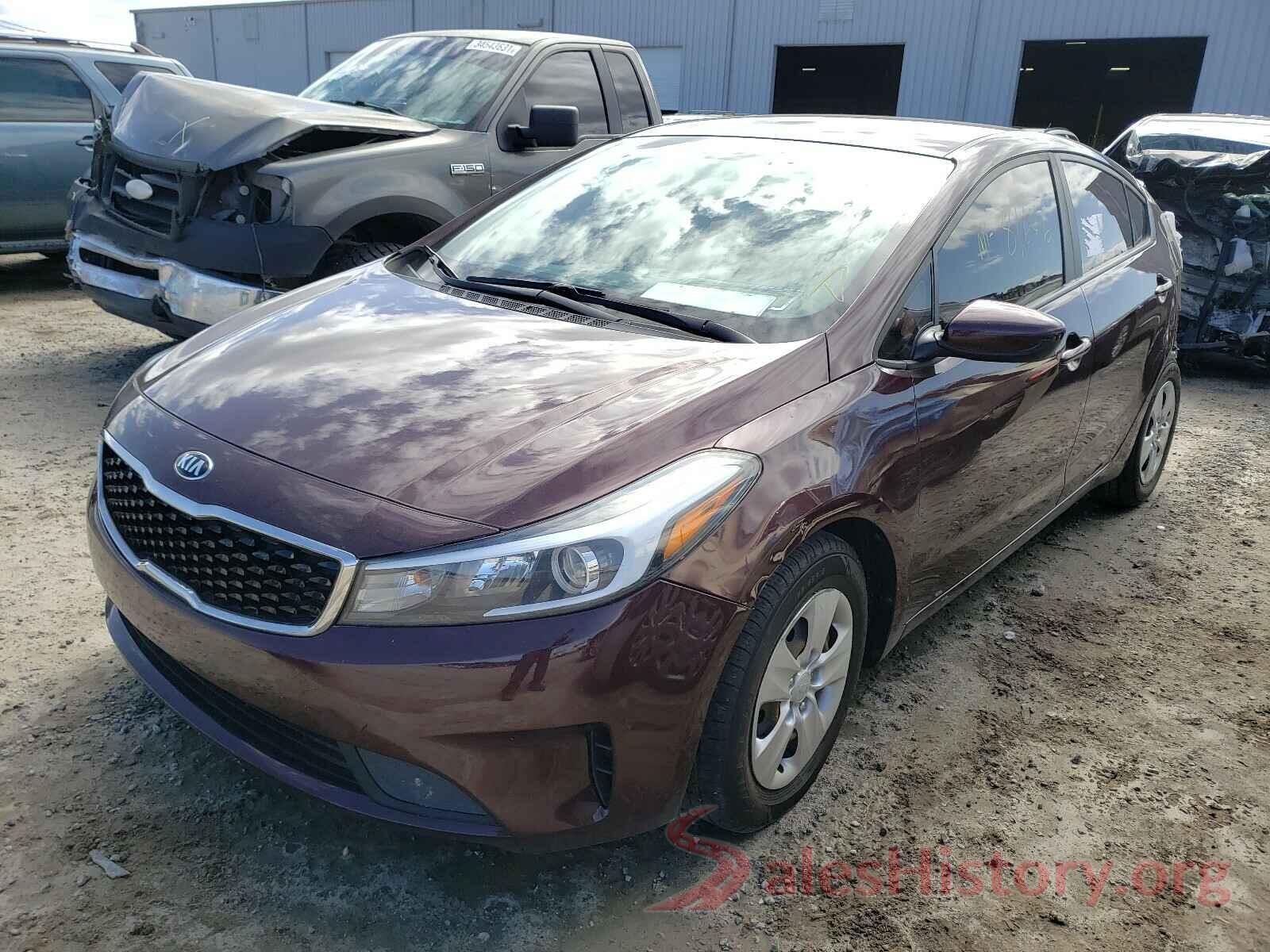 3KPFK4A76HE077403 2017 KIA FORTE