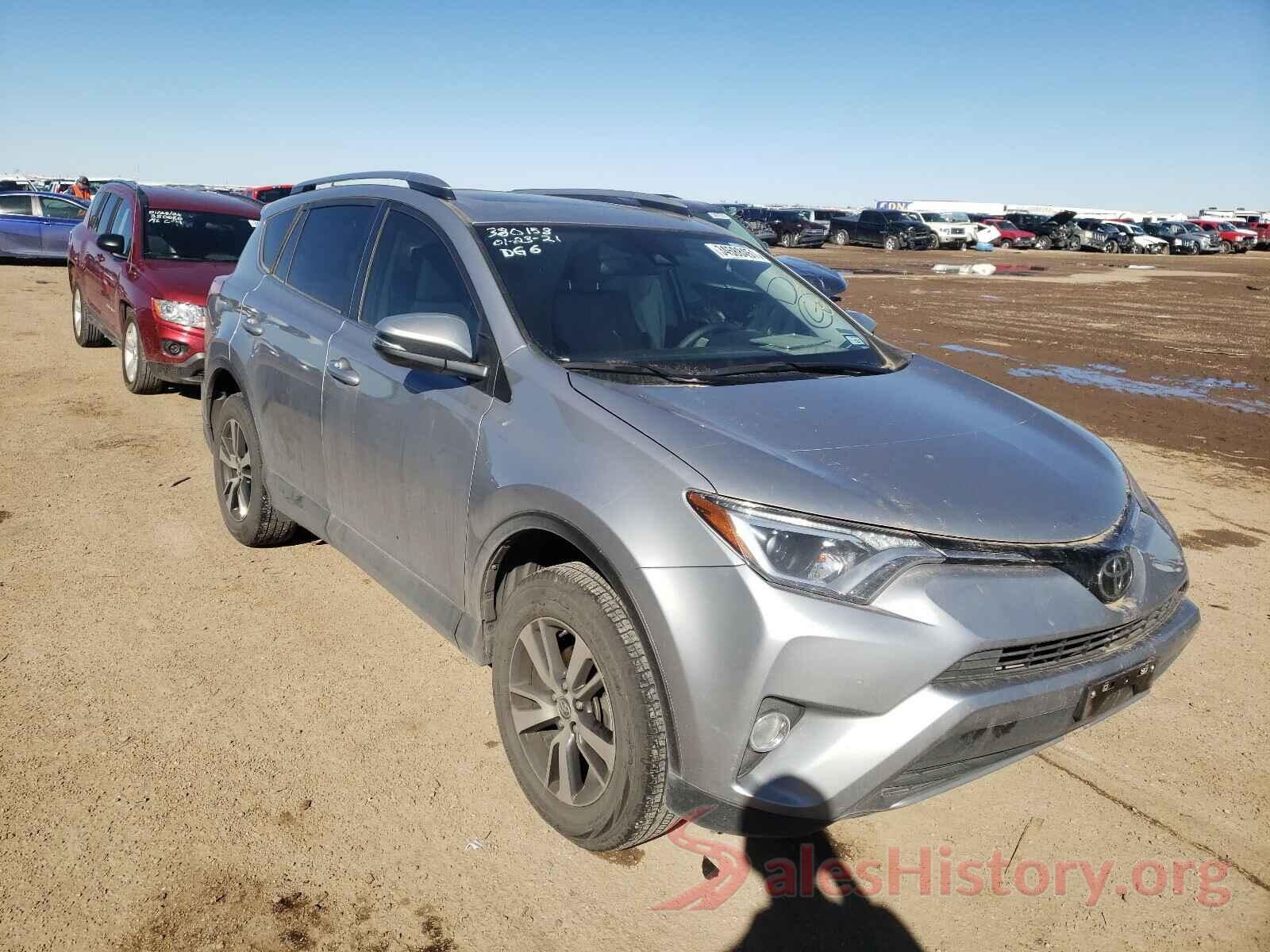 JTMWFREV0JD133207 2018 TOYOTA RAV4