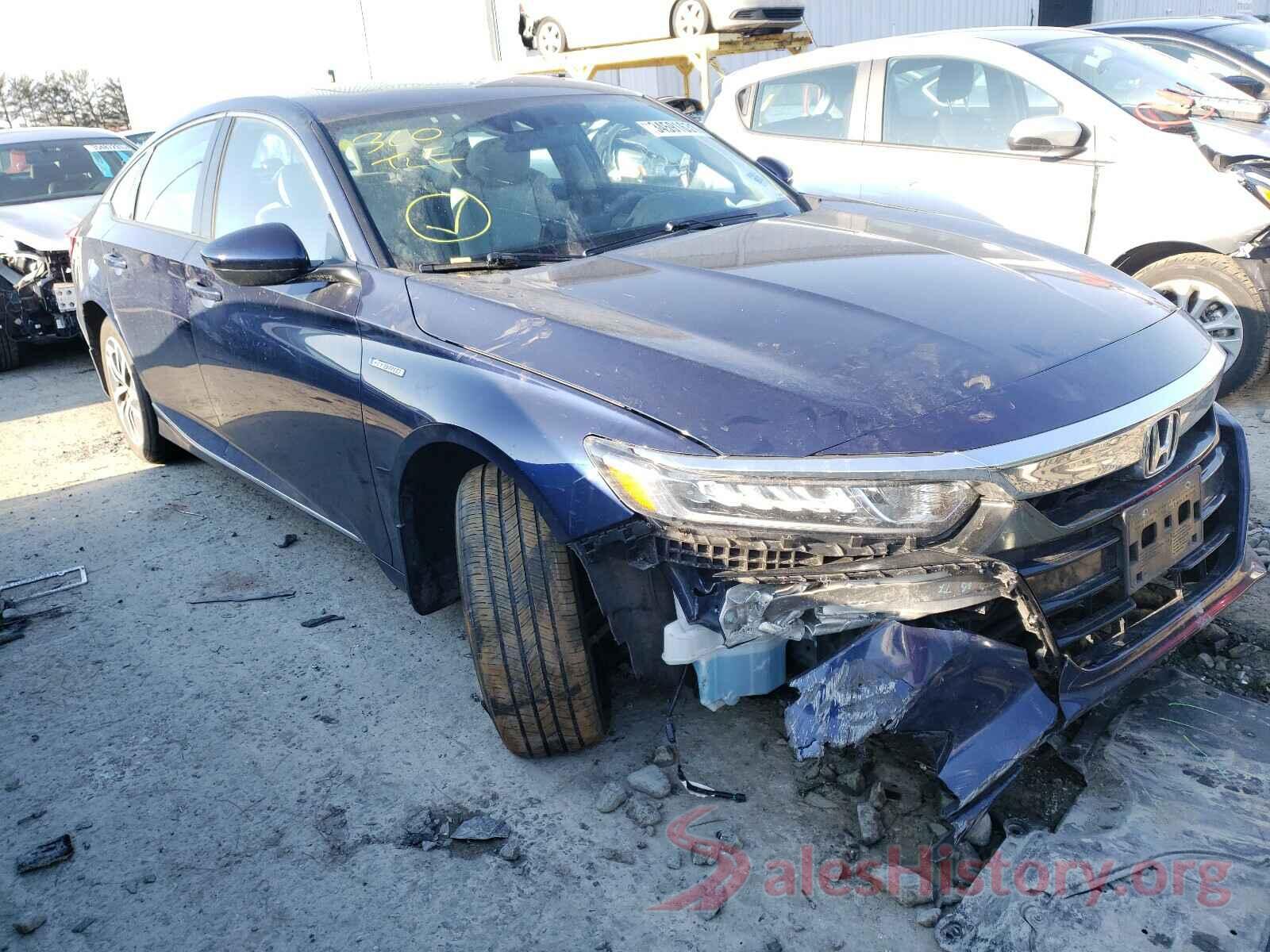 1HGCV3F48JA014753 2018 HONDA ACCORD