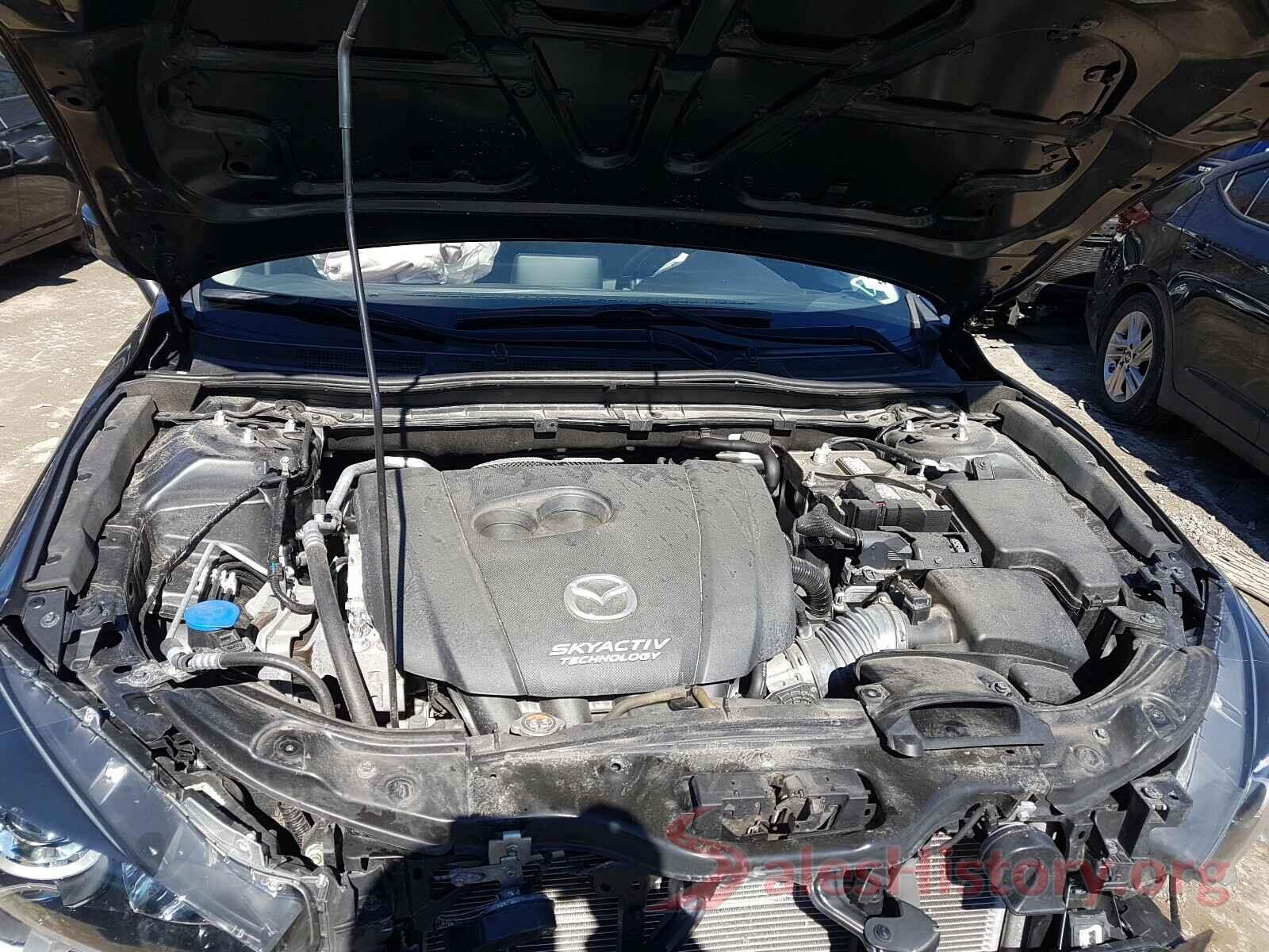 3MZBN1L36JM268861 2018 MAZDA 3