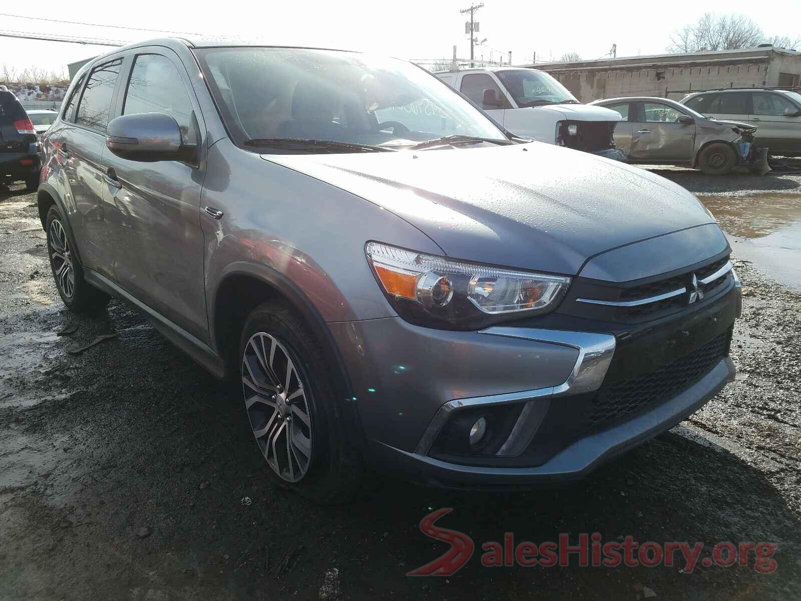 JA4AR3AW4JZ010777 2018 MITSUBISHI OUTLANDER