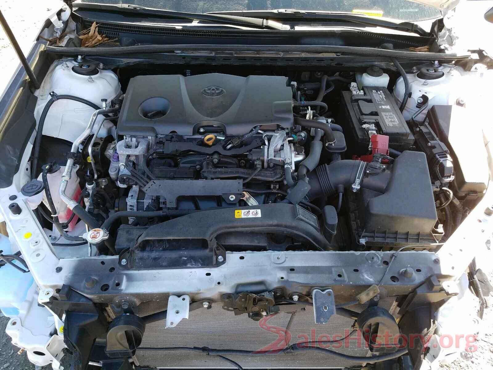 4T1B11HK0JU599117 2018 TOYOTA CAMRY