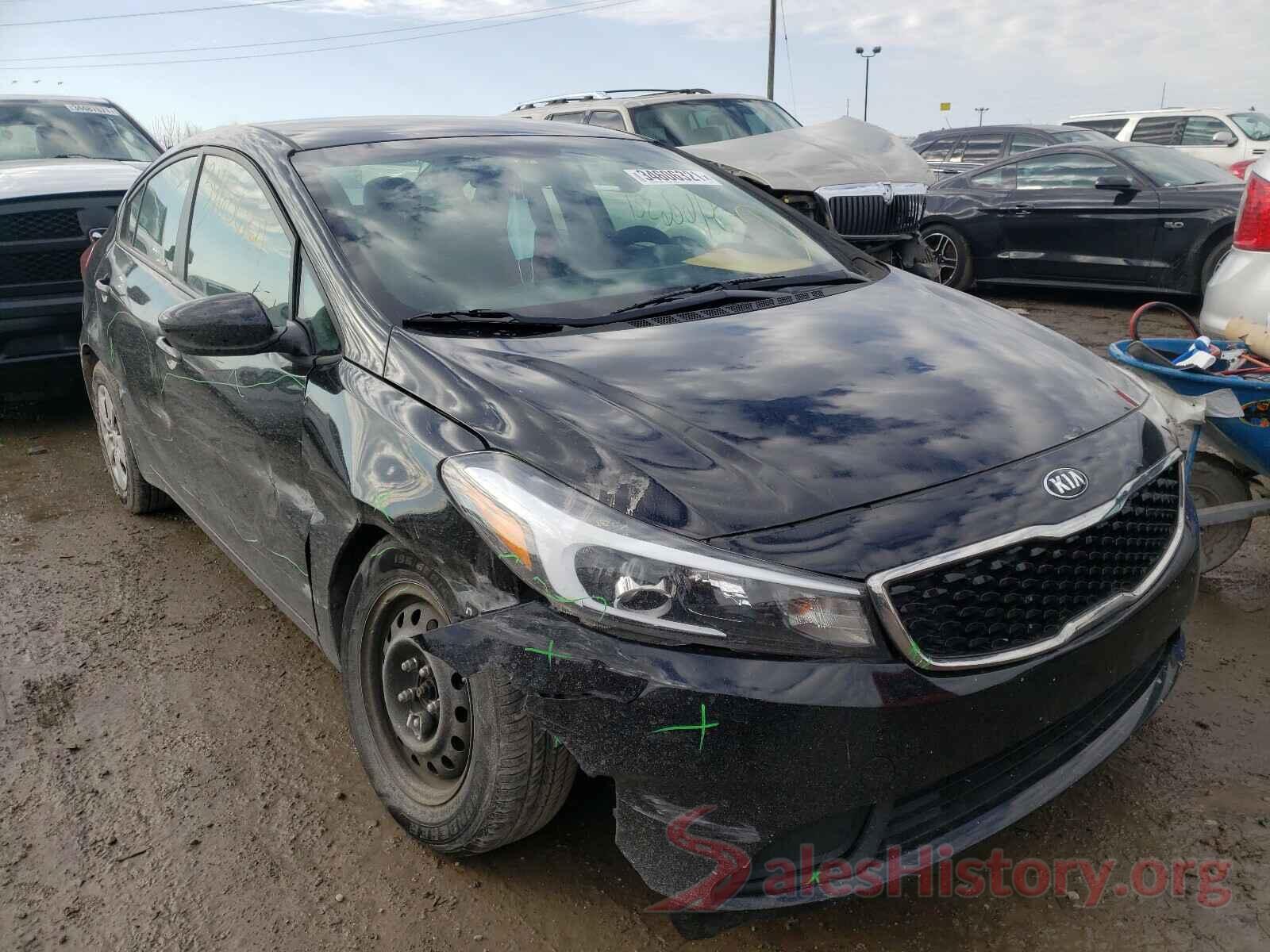 3KPFK4A7XJE263774 2018 KIA FORTE