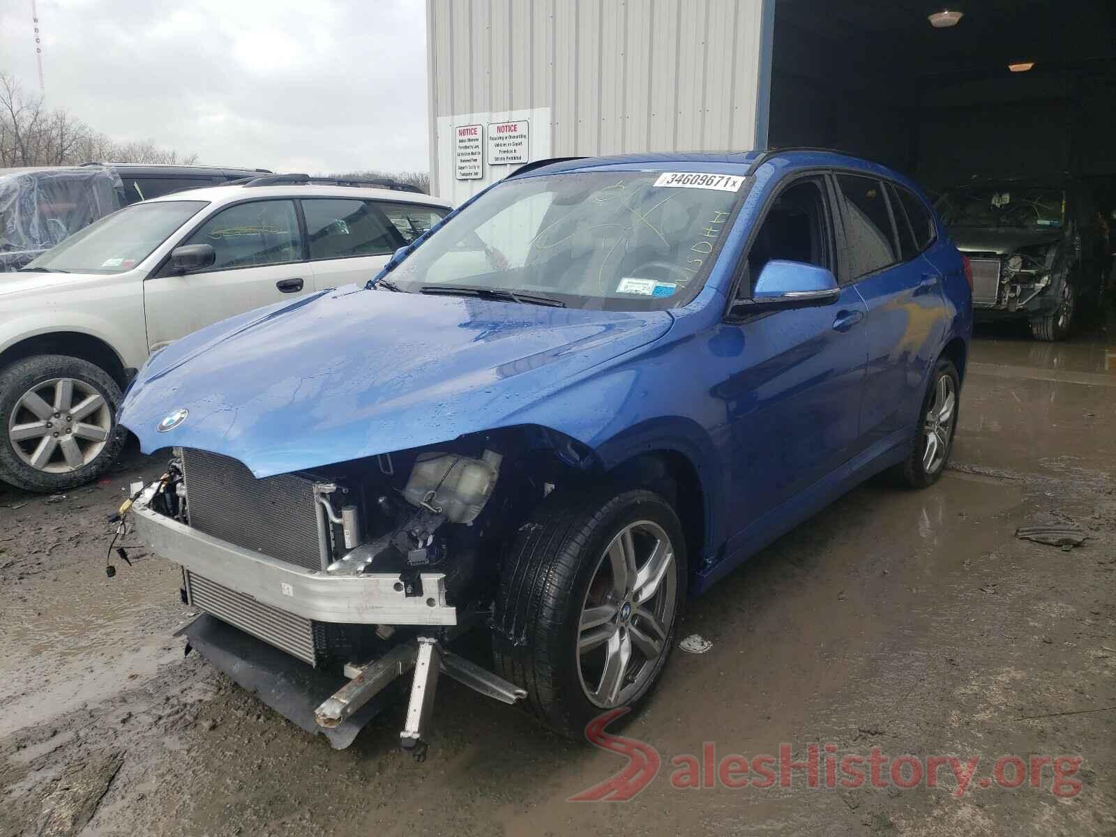 WBXHT3C3XJ5L28308 2018 BMW X1