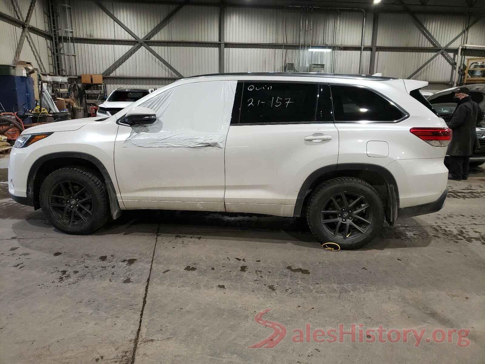 5TDDZRFH2KS940826 2019 TOYOTA HIGHLANDER