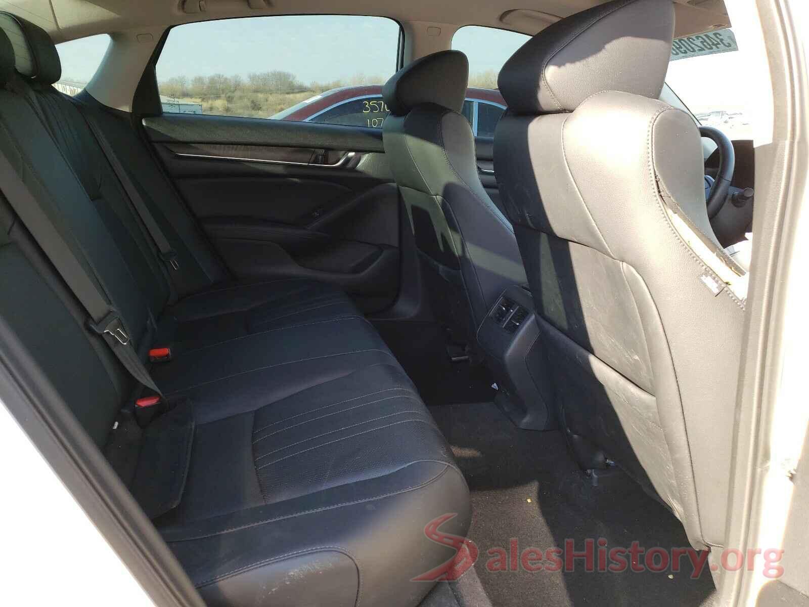 1HGCV1F5XJA128430 2018 HONDA ACCORD