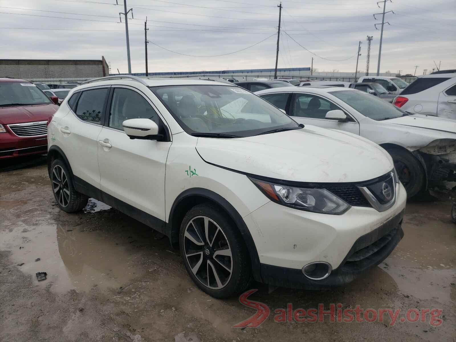 JN1BJ1CR6JW600352 2018 NISSAN ROGUE