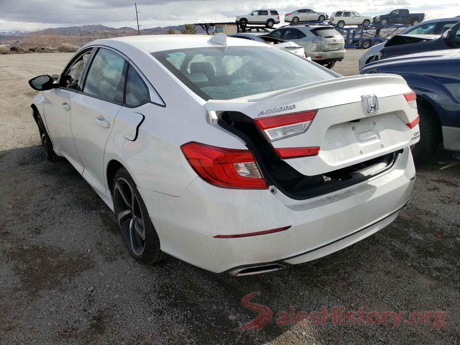 1HGCV2F33JA013740 2018 HONDA ACCORD