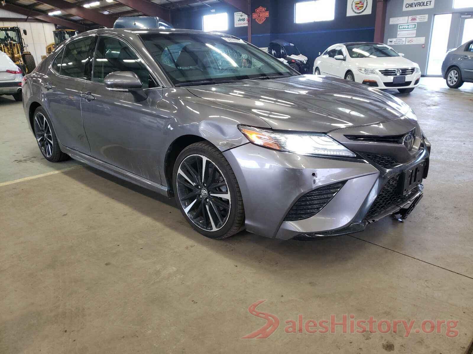 4T1B61HK6JU074919 2018 TOYOTA CAMRY