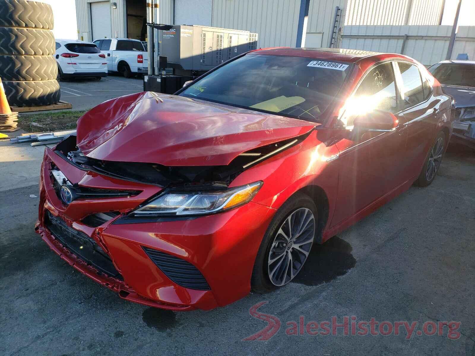 4T1J31AKXLU015048 2020 TOYOTA CAMRY