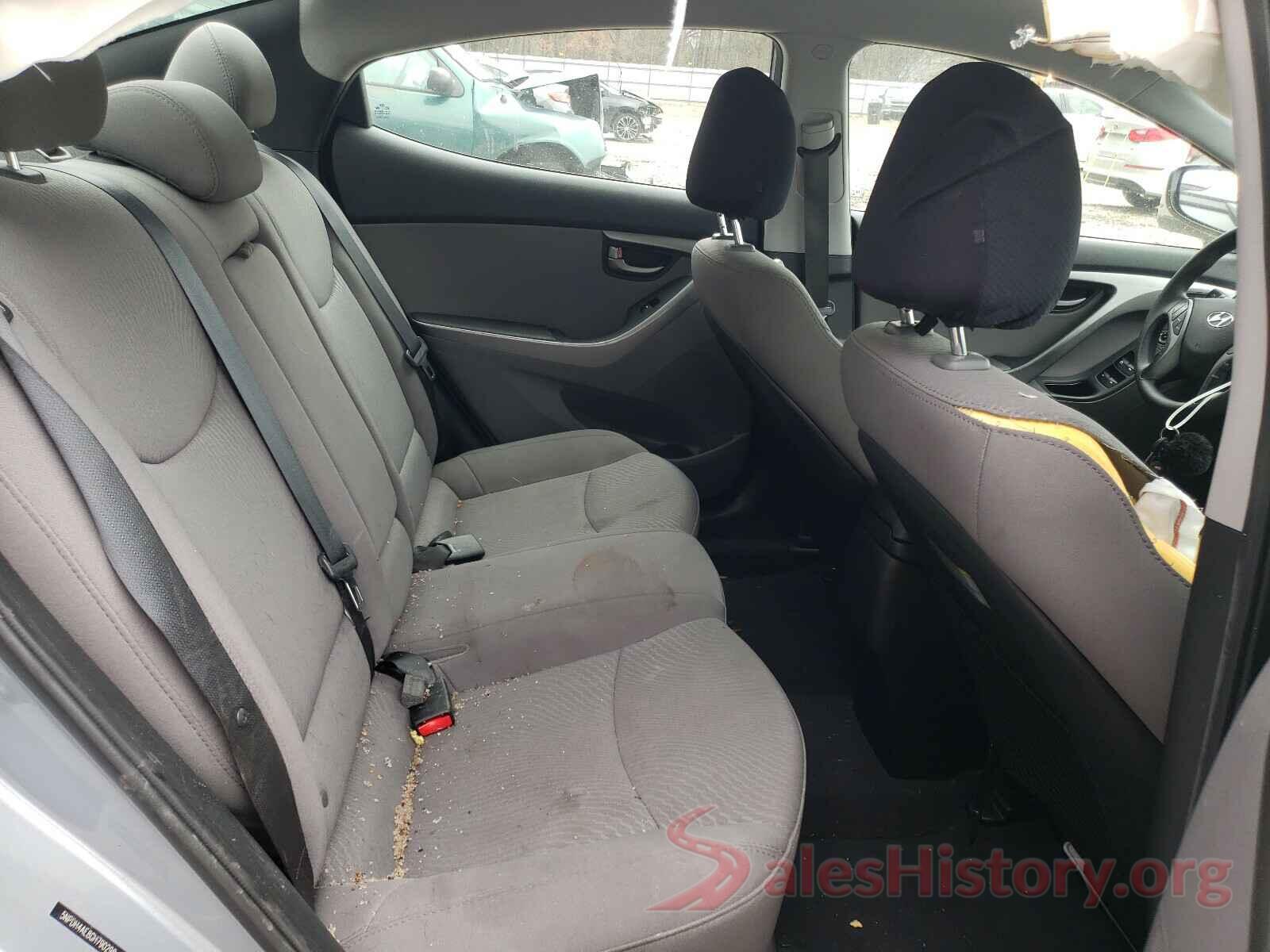 5NPDH4AE8GH790298 2016 HYUNDAI ELANTRA