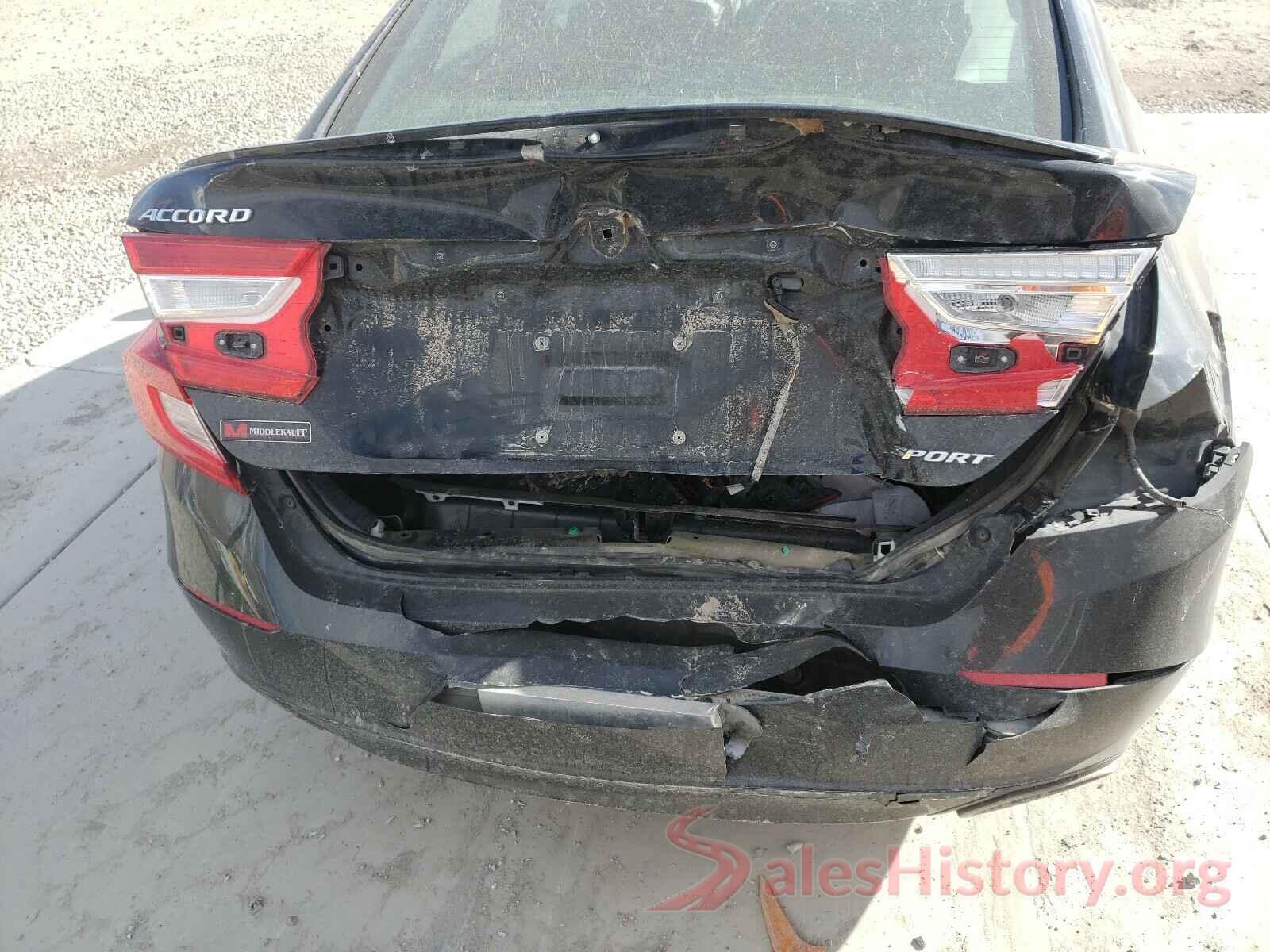 1HGCV1F34JA118040 2018 HONDA ACCORD