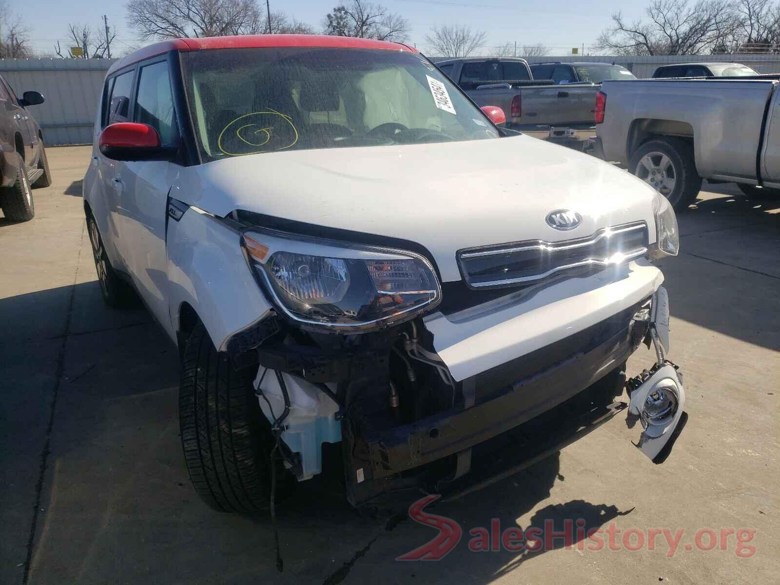 KNDJP3A55J7562660 2018 KIA SOUL