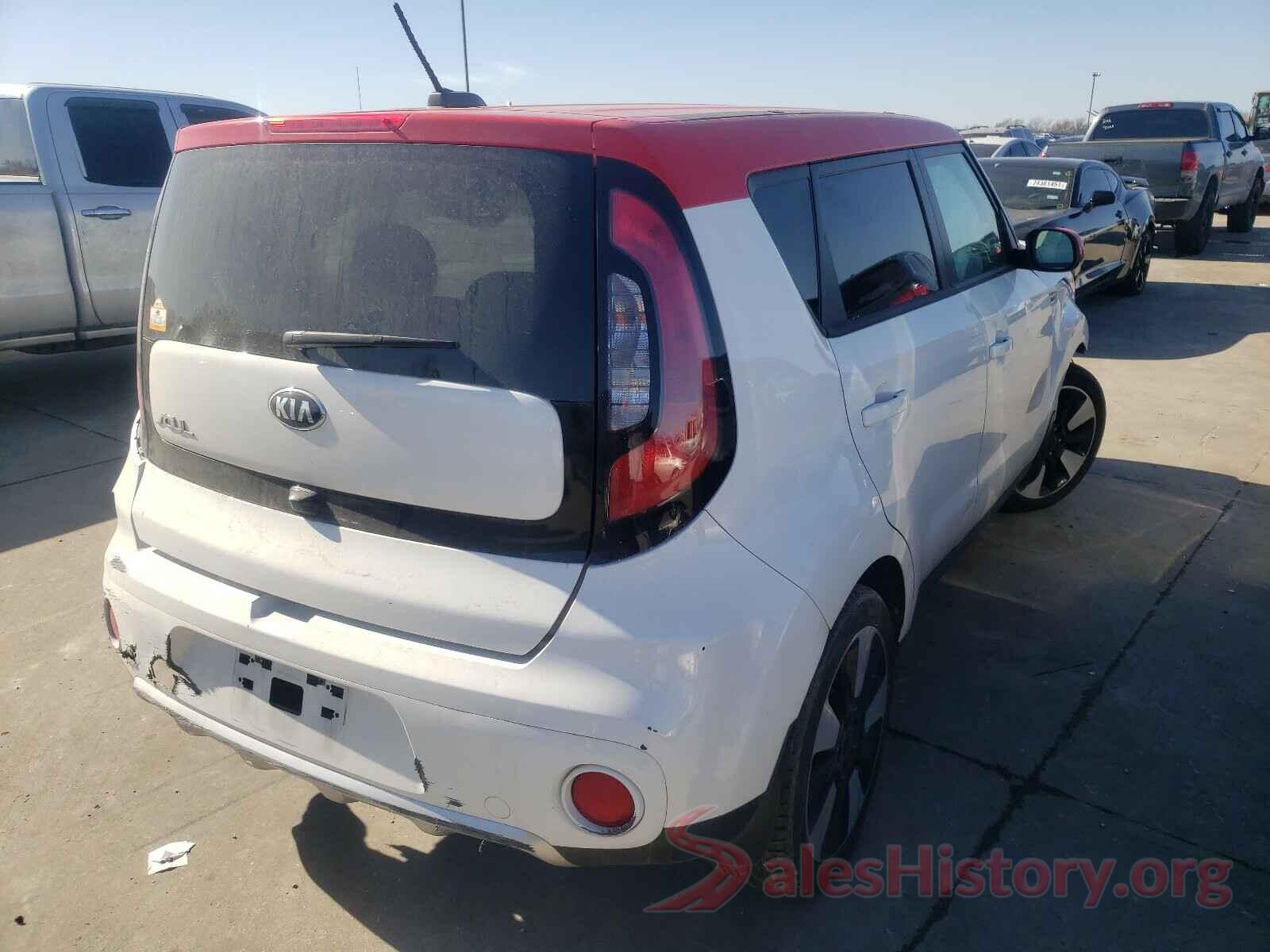 KNDJP3A55J7562660 2018 KIA SOUL