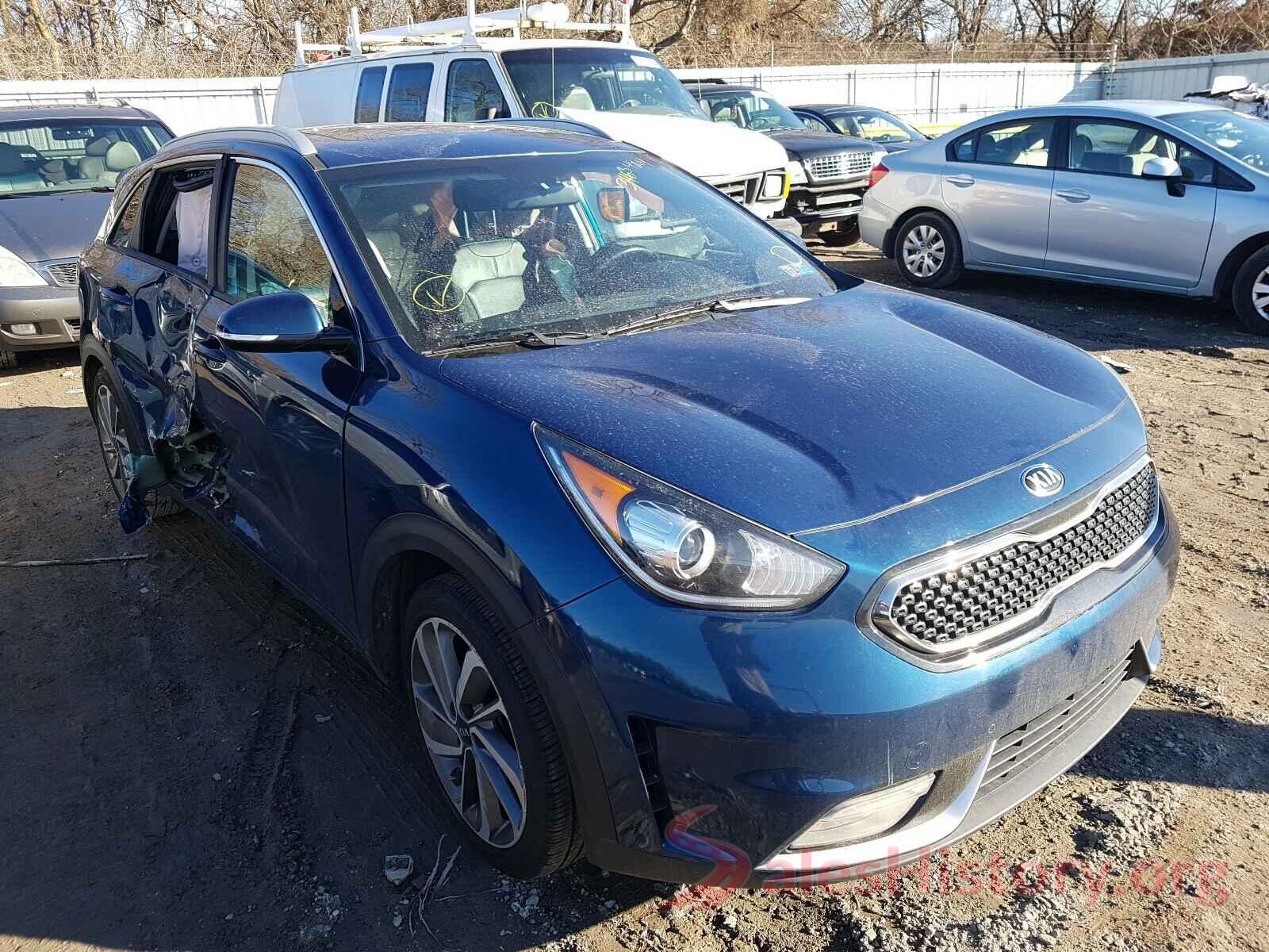 KNDCE3LCXH5042115 2017 KIA NIRO