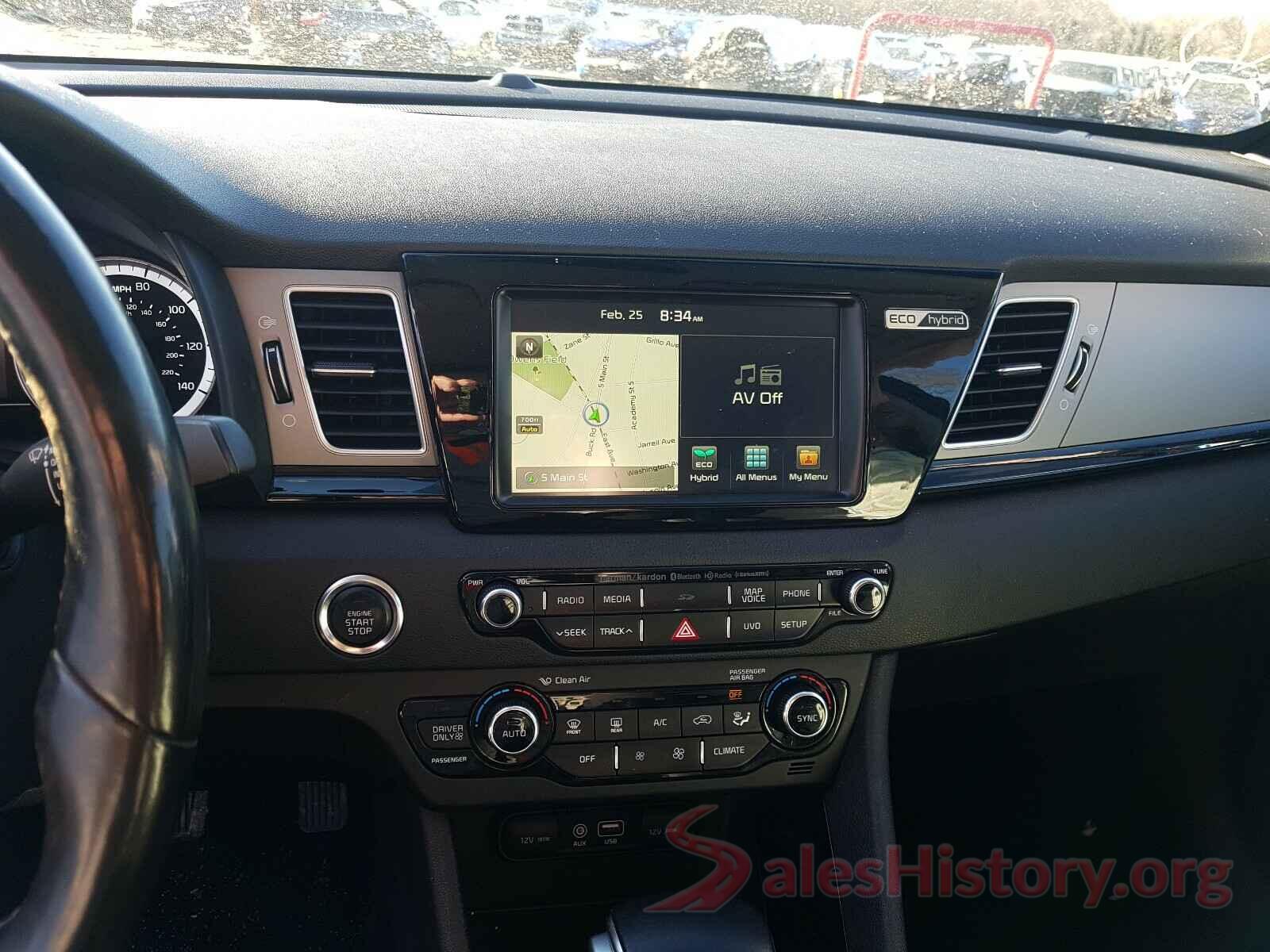 KNDCE3LCXH5042115 2017 KIA NIRO