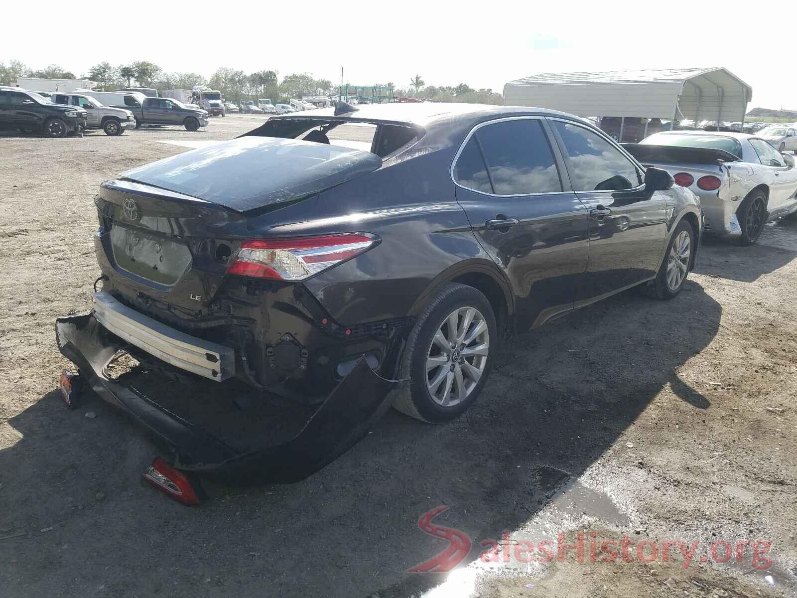 4T1B11HK5JU512070 2018 TOYOTA CAMRY