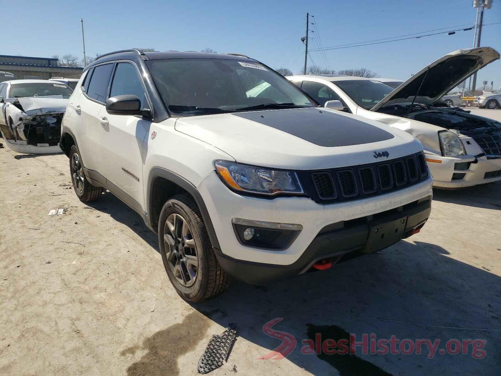 3C4NJDDB5JT417513 2018 JEEP COMPASS