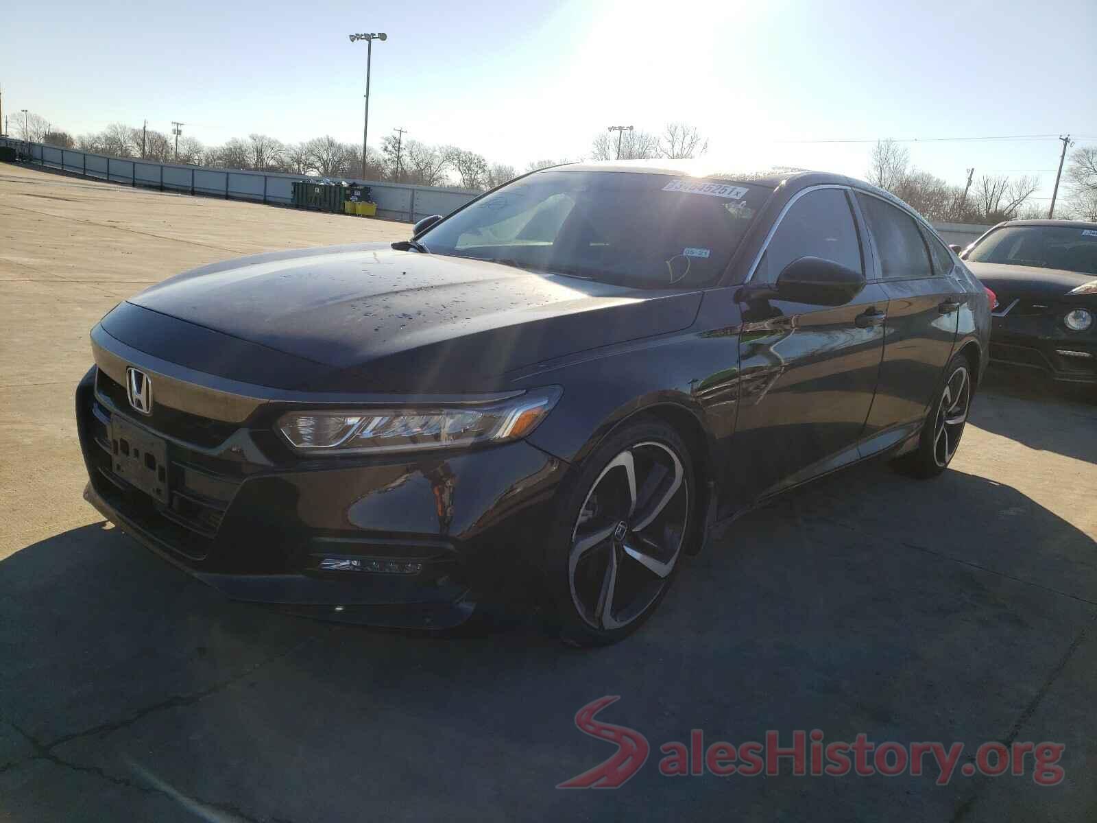 1HGCV1F3XKA090732 2019 HONDA ACCORD