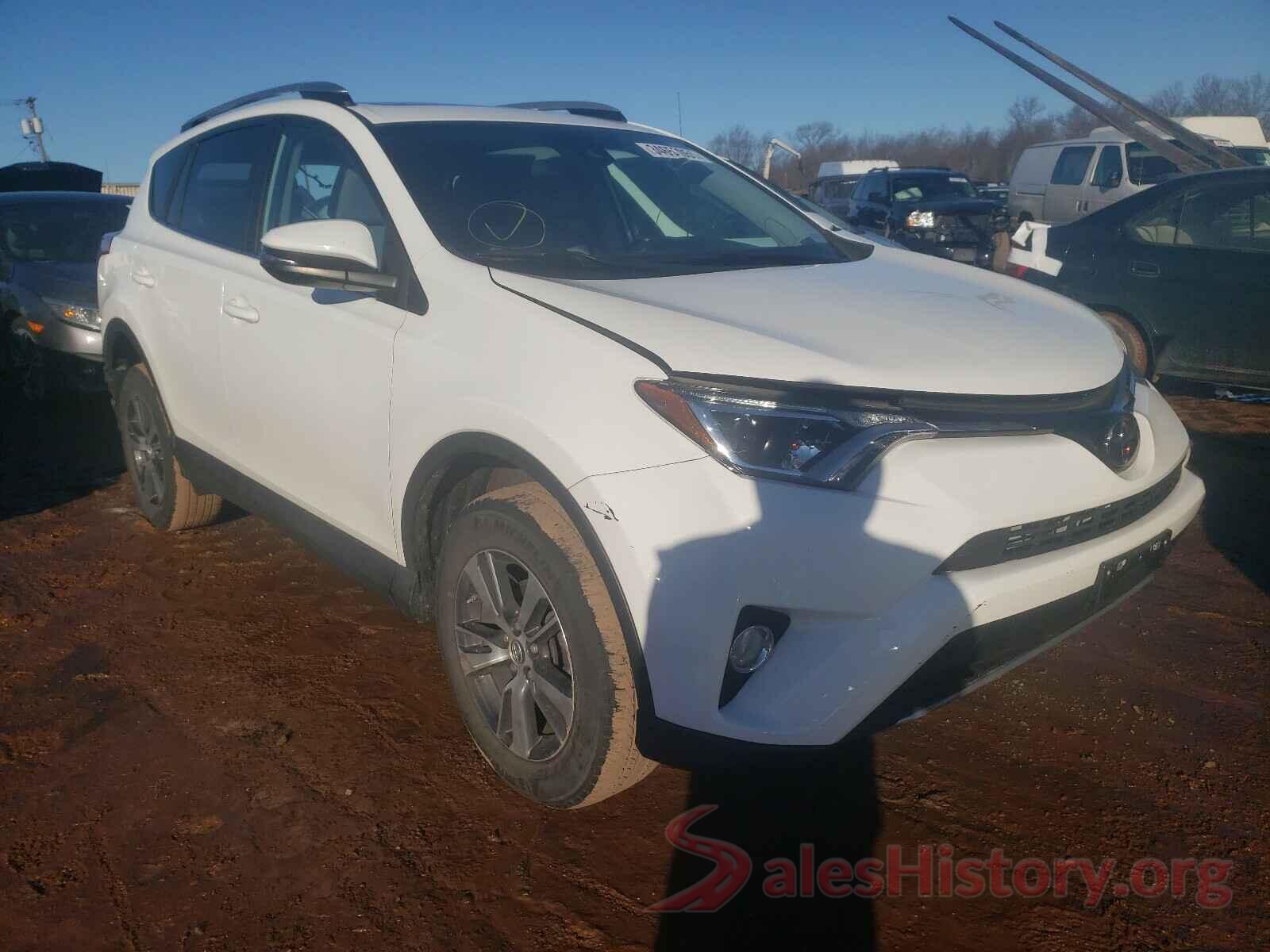 2T3RFREV0HW677491 2017 TOYOTA RAV4