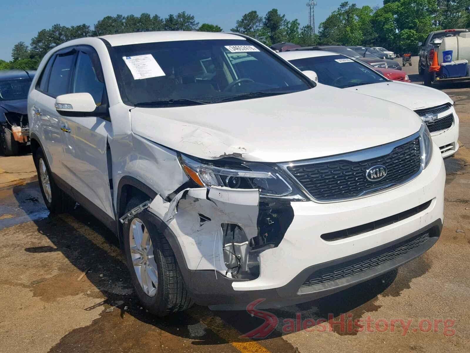 5XYKT3A66FG595380 2015 KIA SORENTO LX