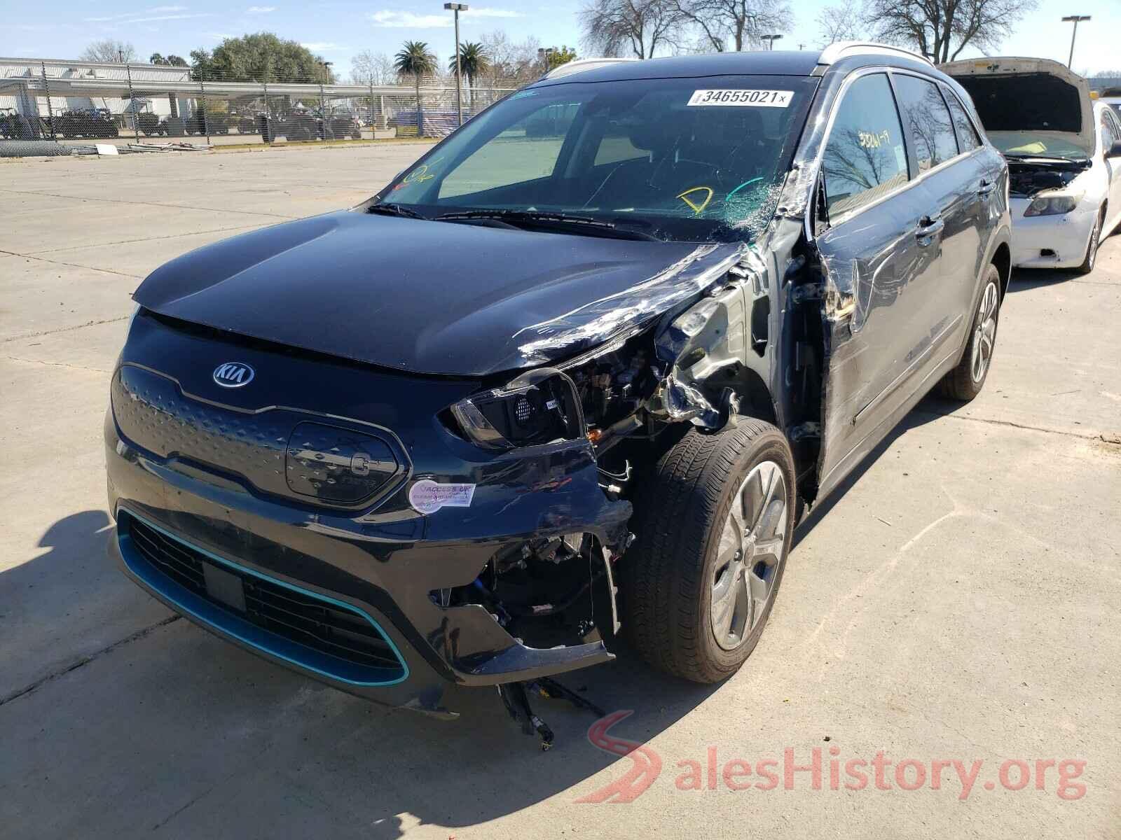 KNDCC3LG1K5018883 2019 KIA NIRO