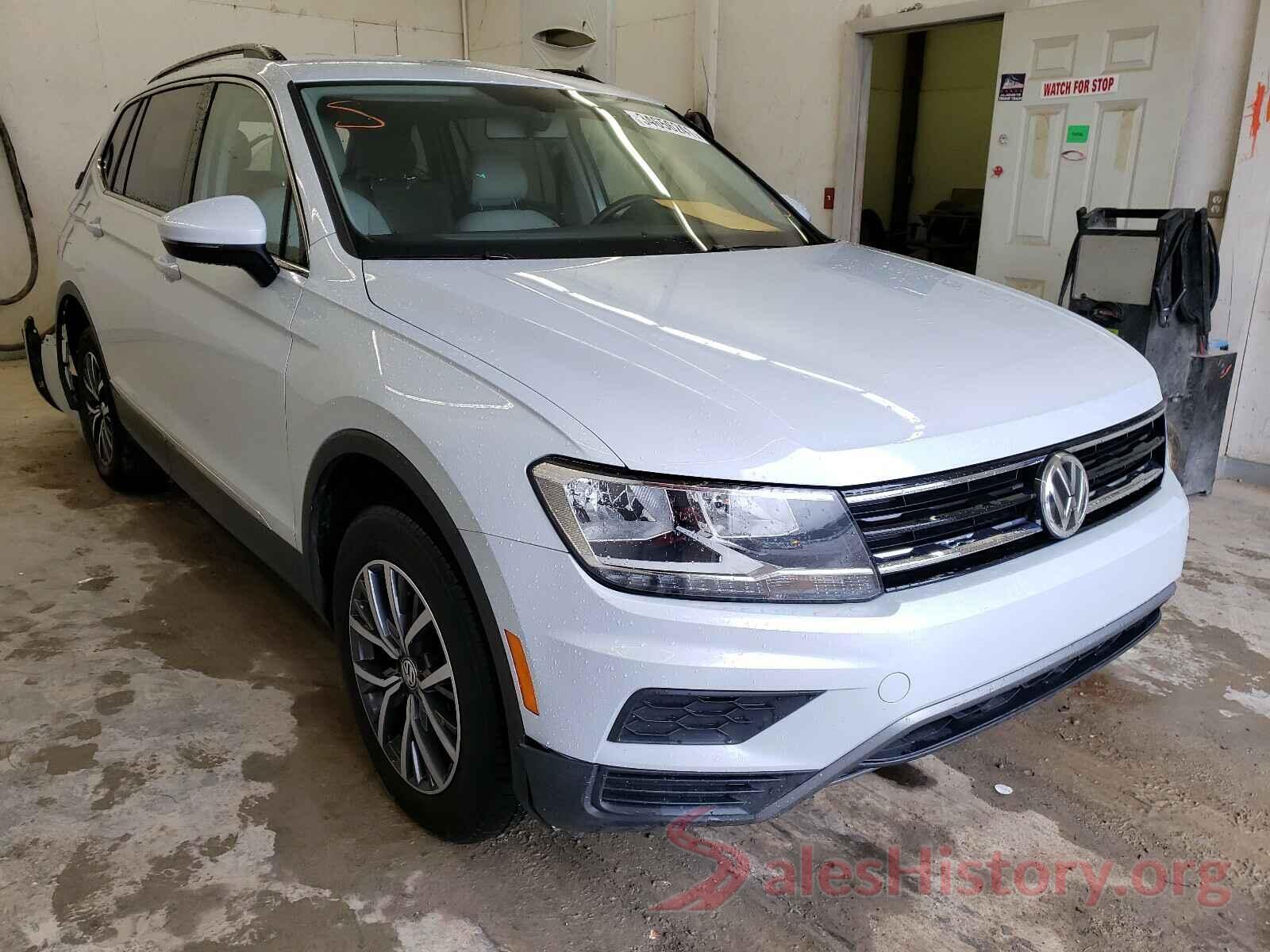 3VV3B7AX2JM221000 2018 VOLKSWAGEN TIGUAN