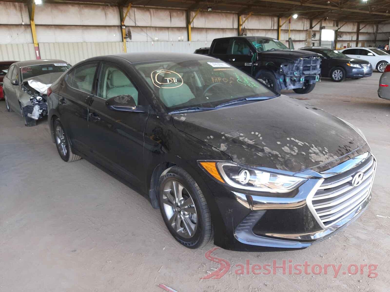 5NPD84LFXJH220820 2018 HYUNDAI ELANTRA