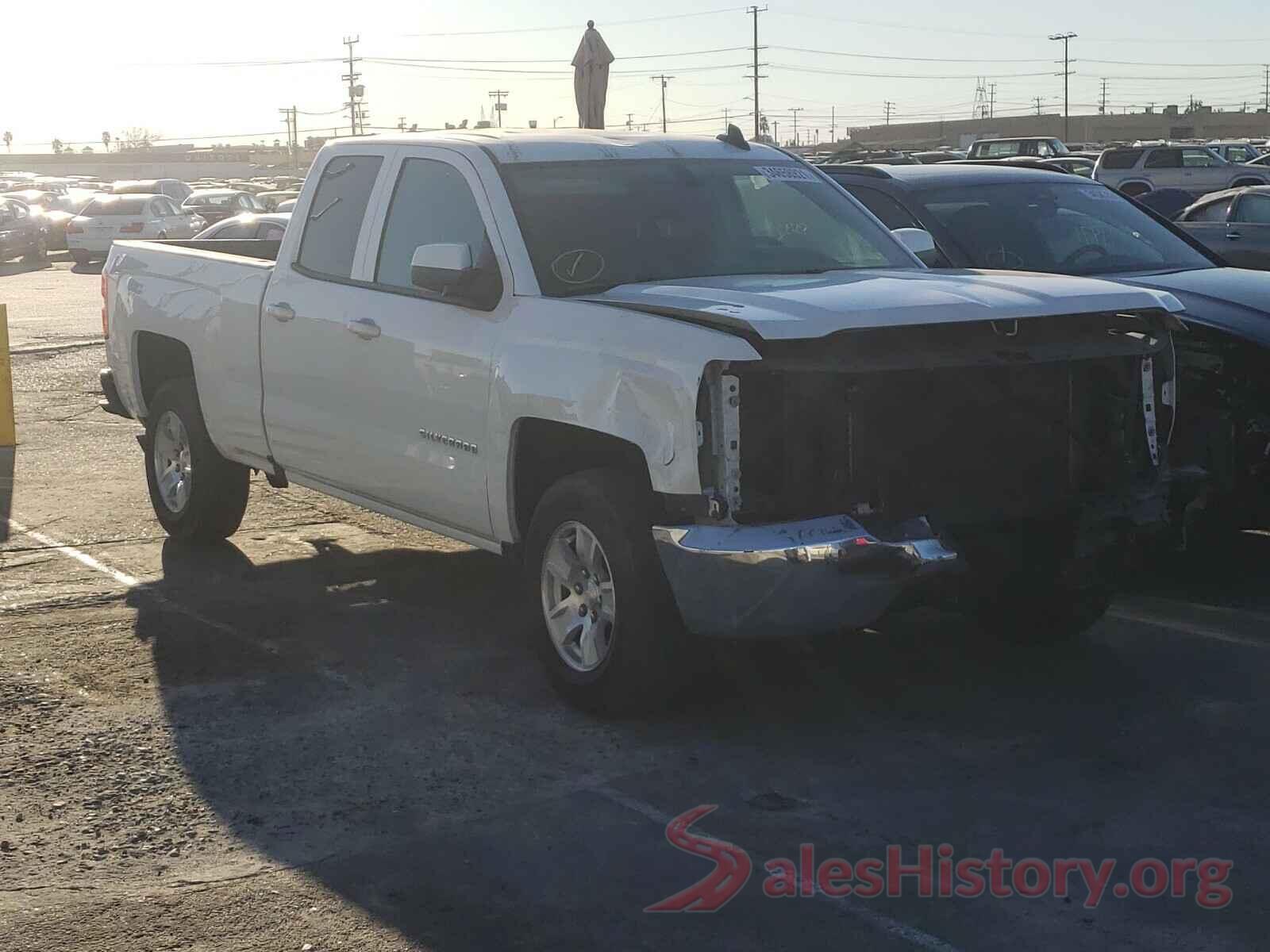 1GCRCREH4JZ191307 2018 CHEVROLET SILVERADO