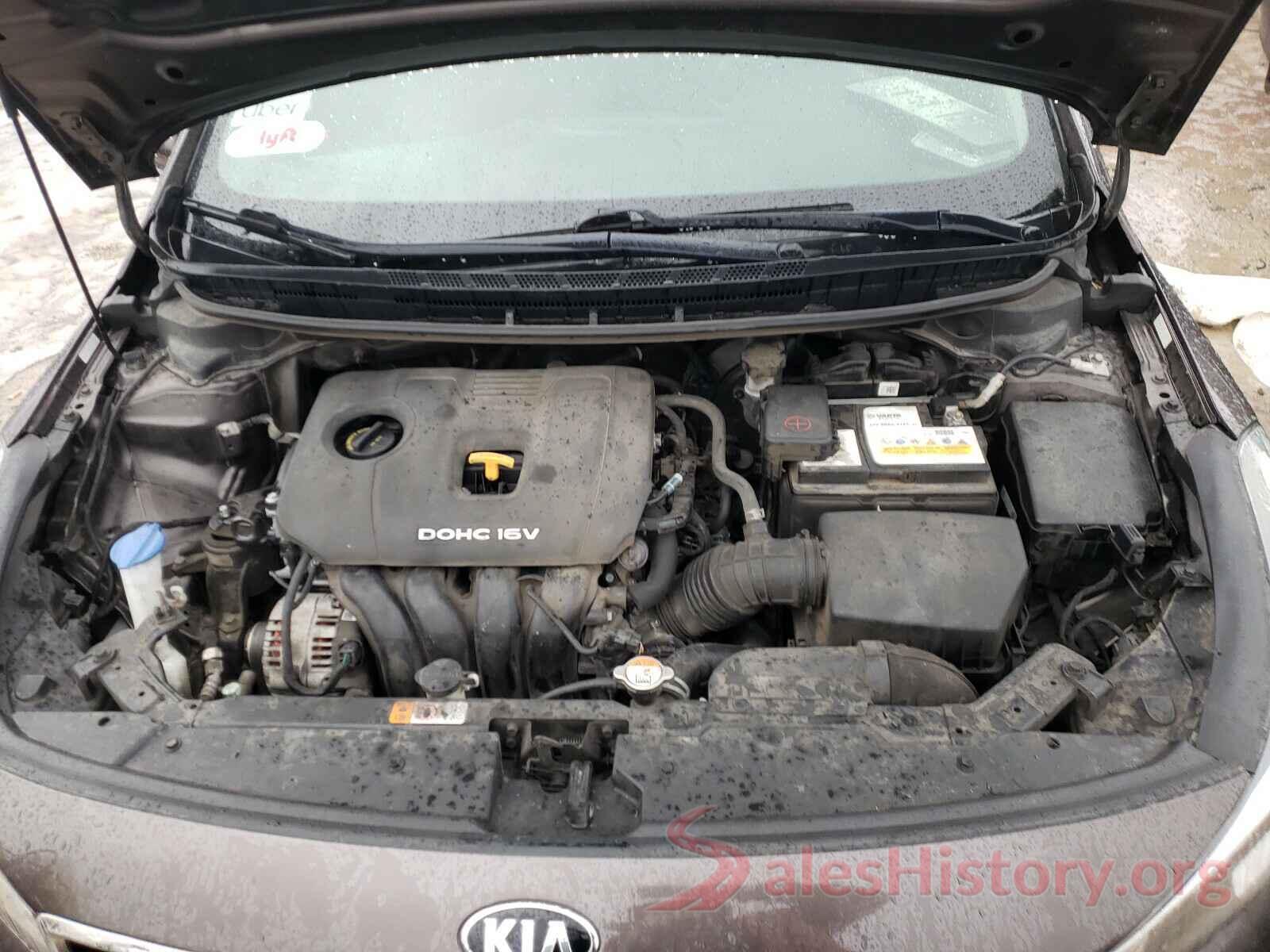 3KPFK4A75JE171276 2018 KIA FORTE