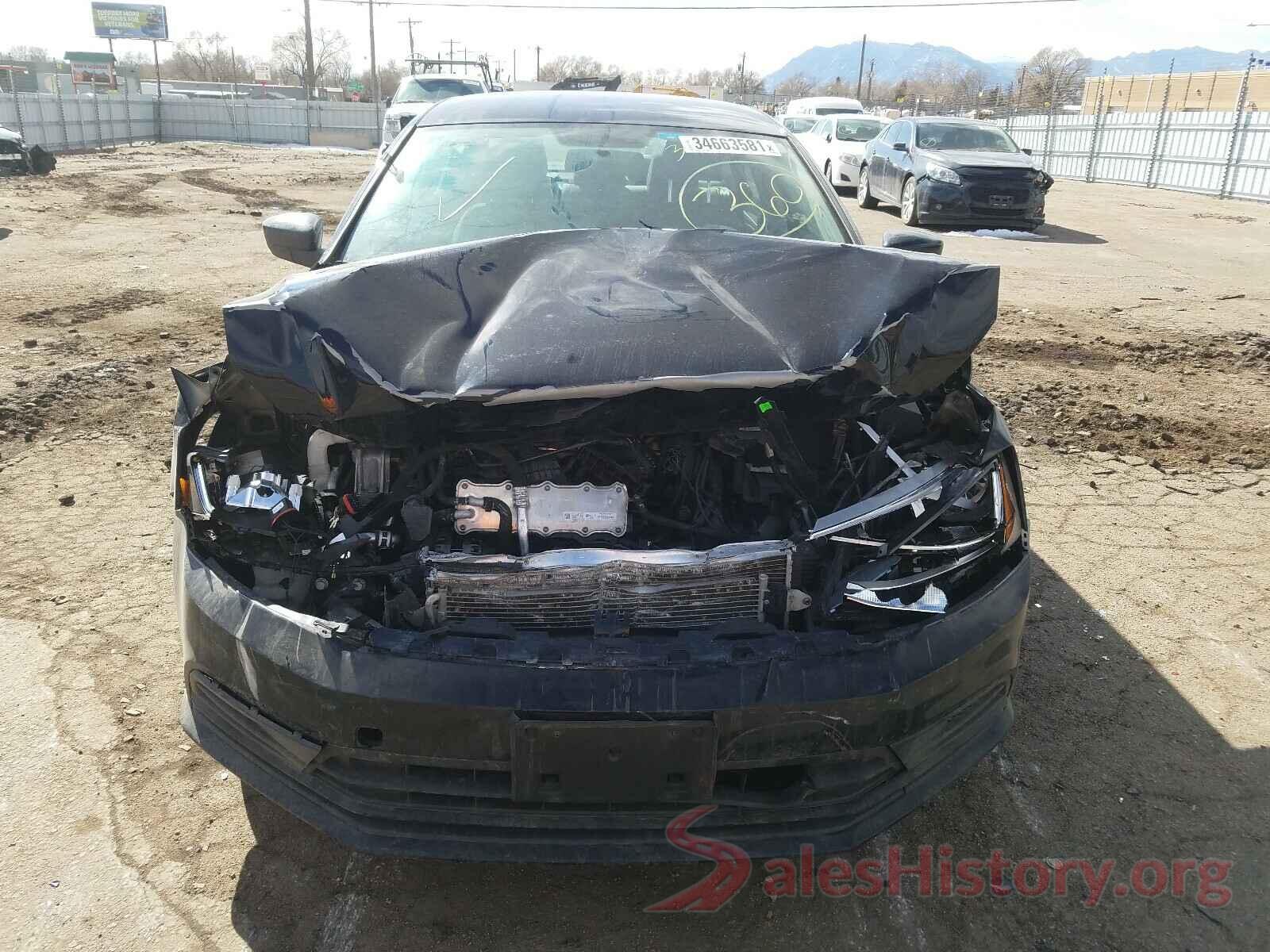 3VW2B7AJ5JM217915 2018 VOLKSWAGEN JETTA