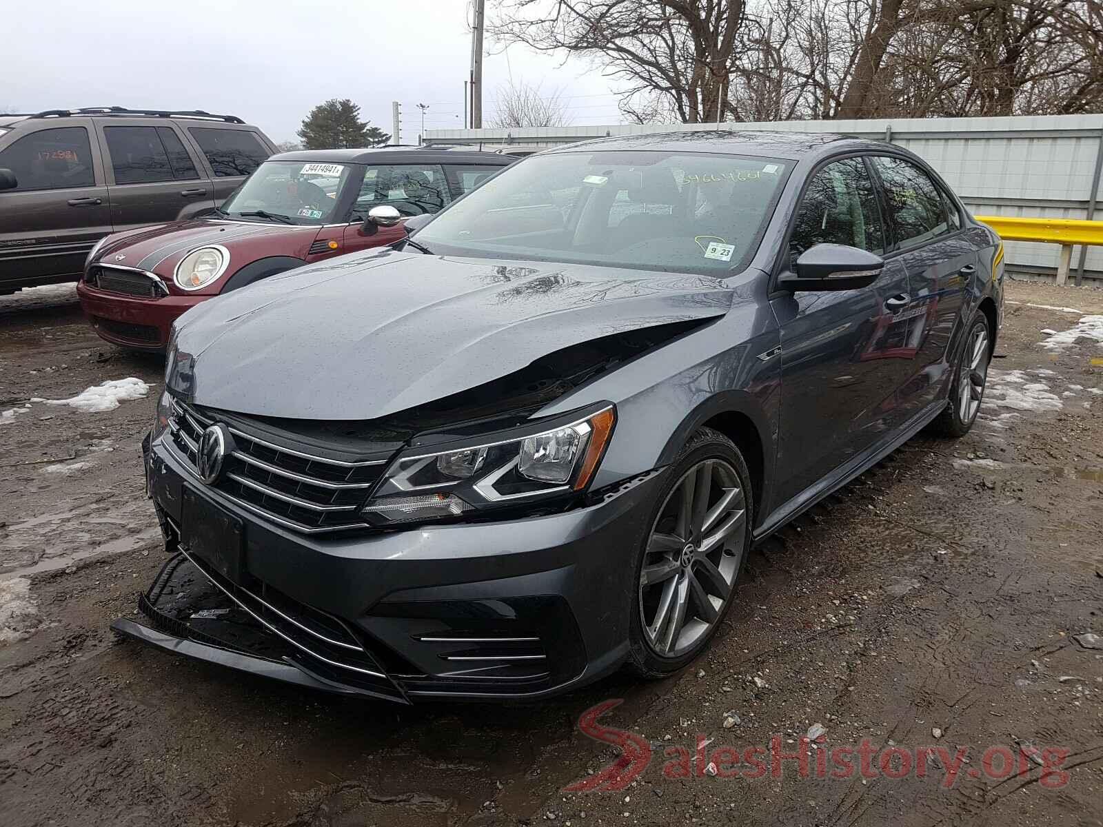 1VWAA7A32JC037440 2018 VOLKSWAGEN PASSAT