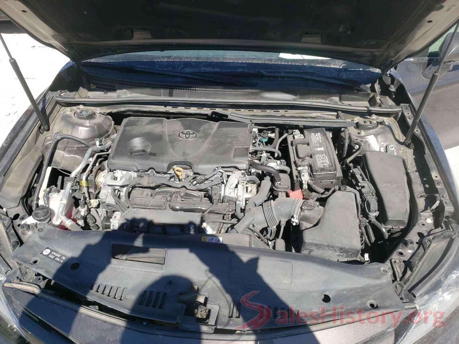 4T1B11HK5JU148944 2018 TOYOTA CAMRY