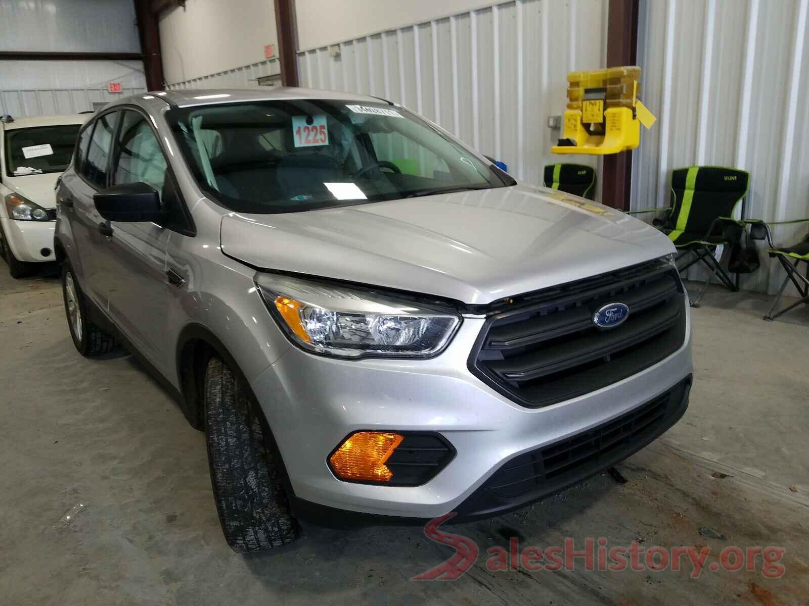 1FMCU0F79HUA18745 2017 FORD ESCAPE